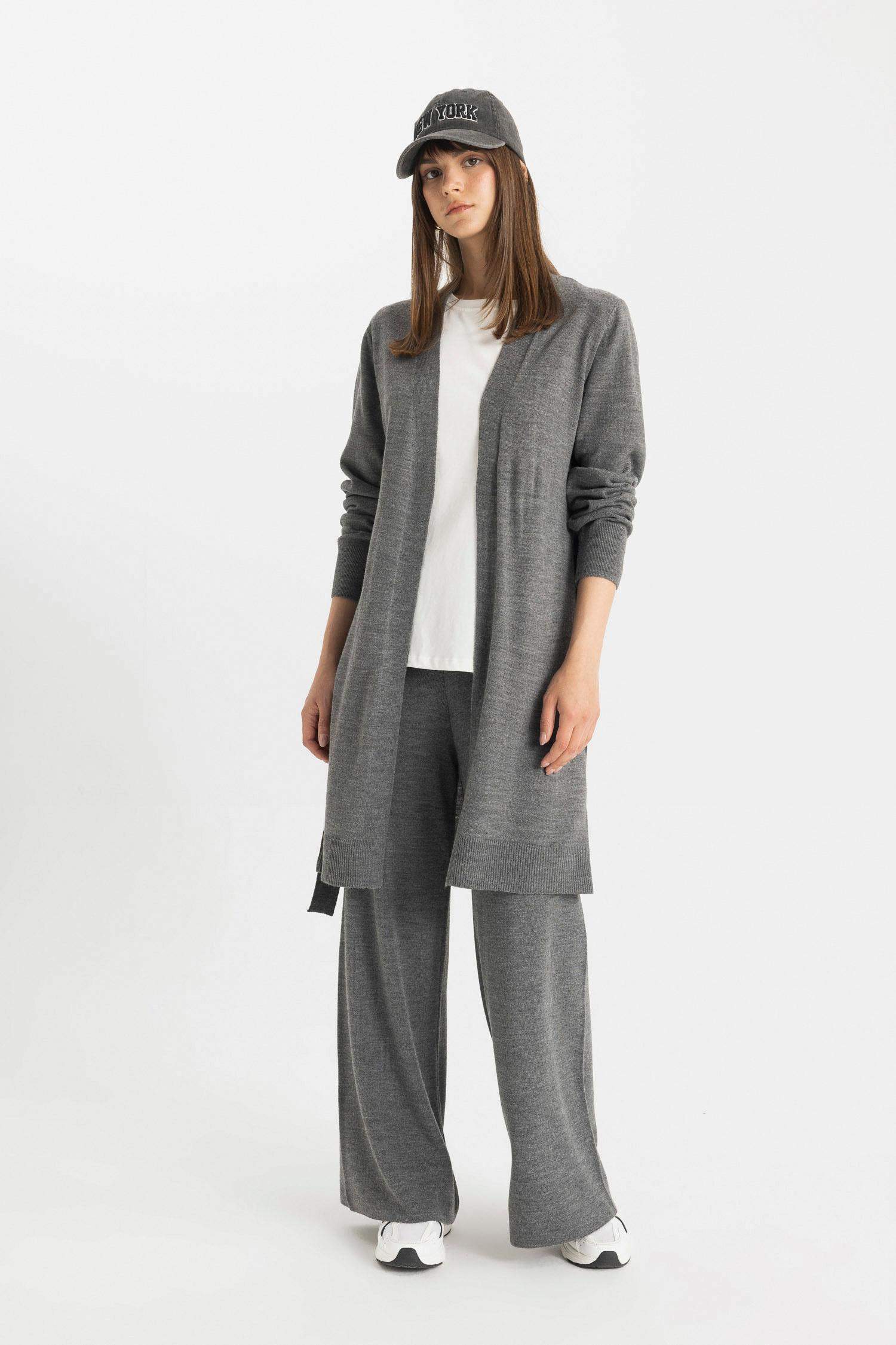 Relax Fit Wide Leg Basic Knitted Trousers