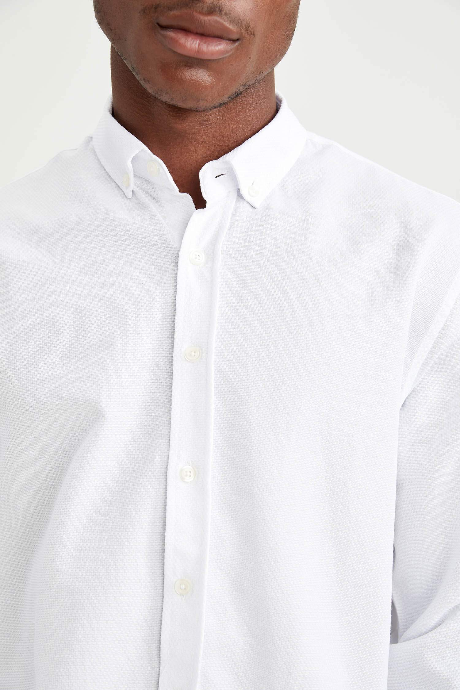 White MAN Modern Fit Basic Long Sleeve Shirt 2066656 | DeFacto