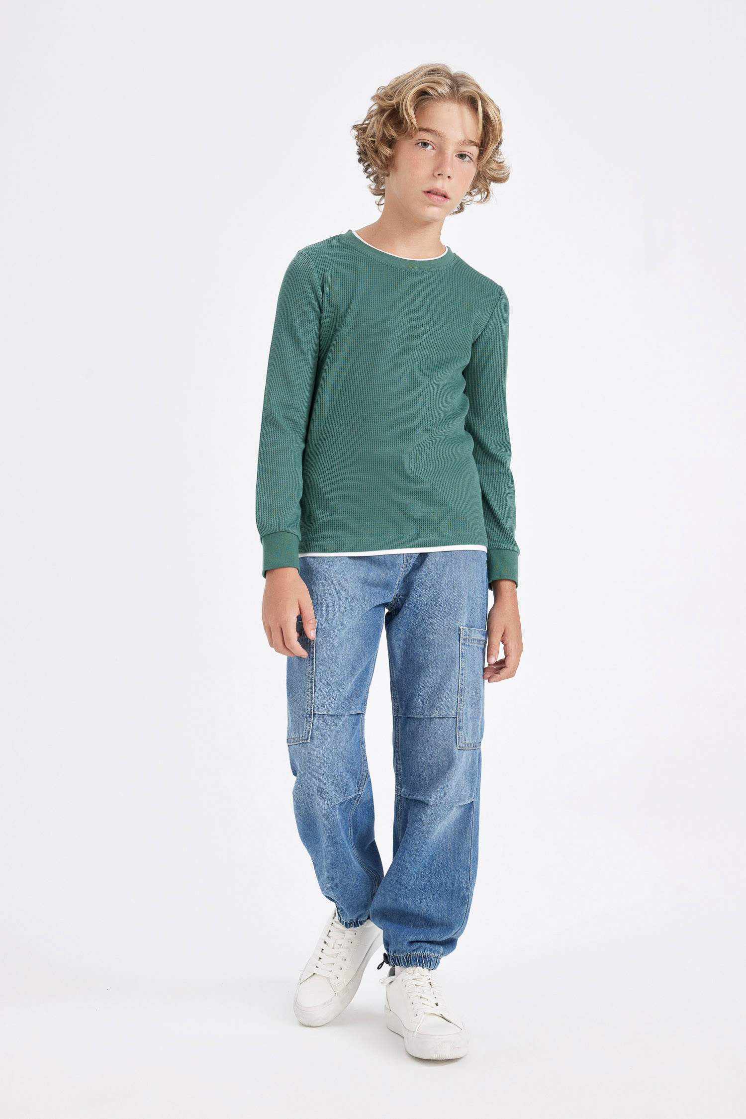 تيشيرت اولادي كم طويل قصة عادية برقبة مستديرة