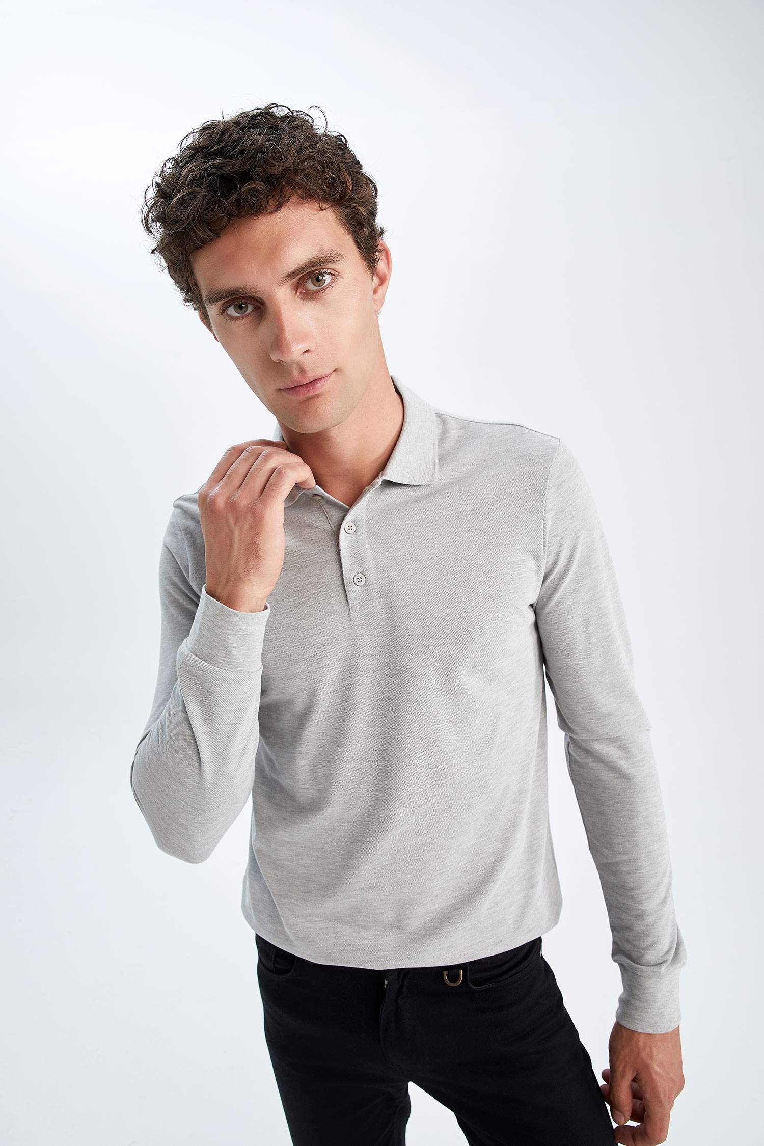 Футболка-поло приталенного кроя для мужчин