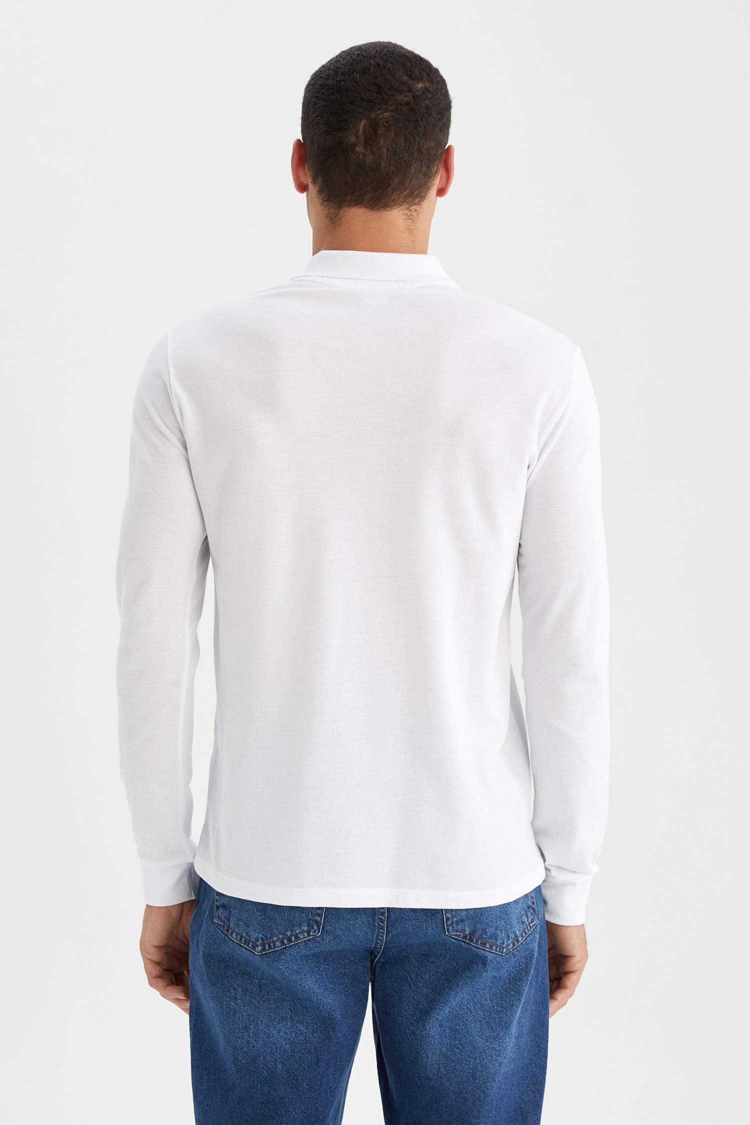 Футболка-поло приталенного кроя для мужчин