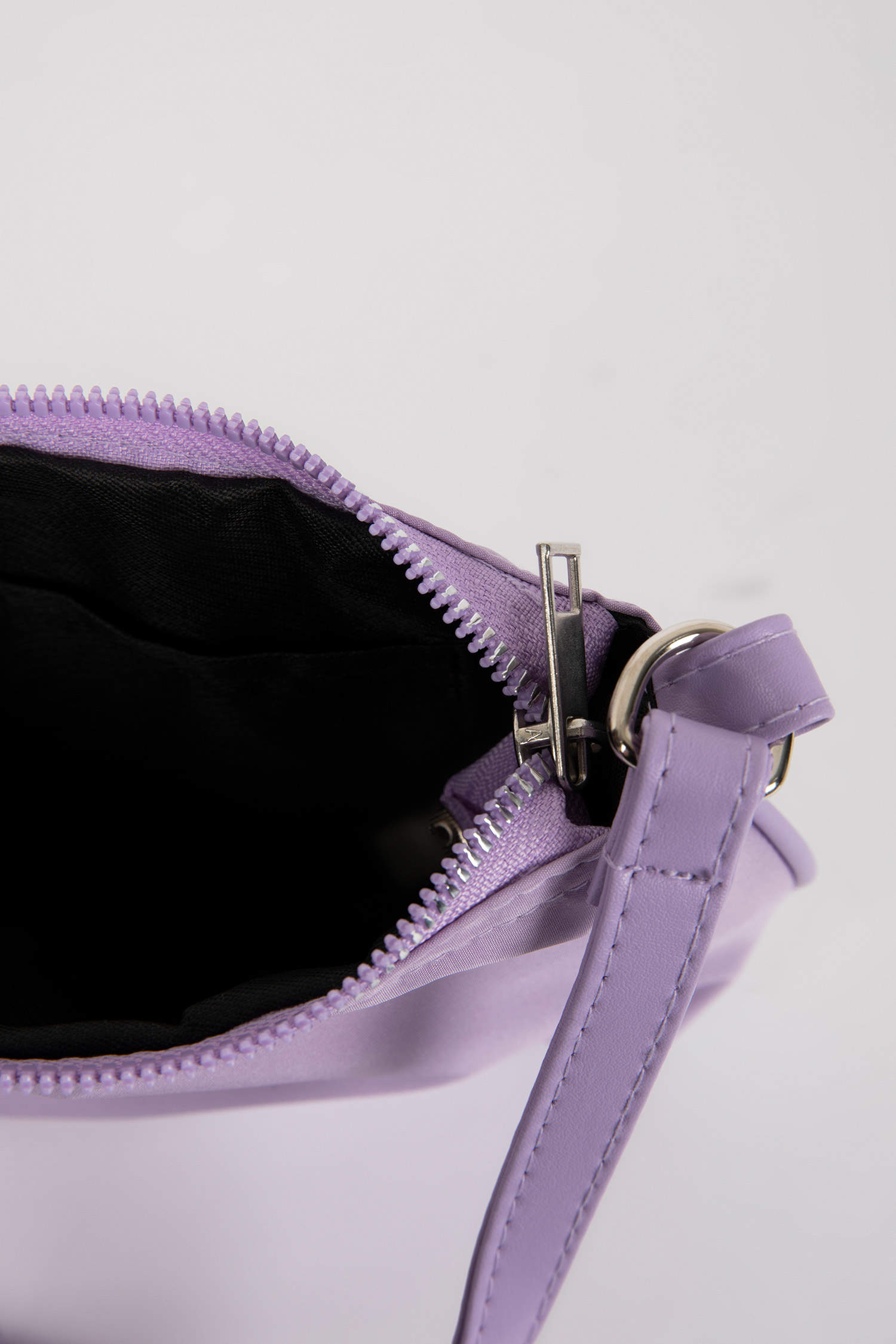 Purple WOMAN Women's Faux Leather Handbag 2338939 | DeFacto