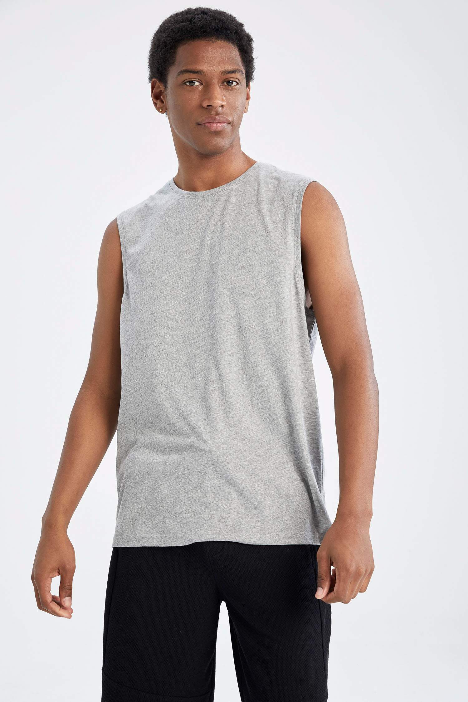 Grey Man 2 Pack Regular Fit Sleeveless T-Shirts 2505783 | DeFacto