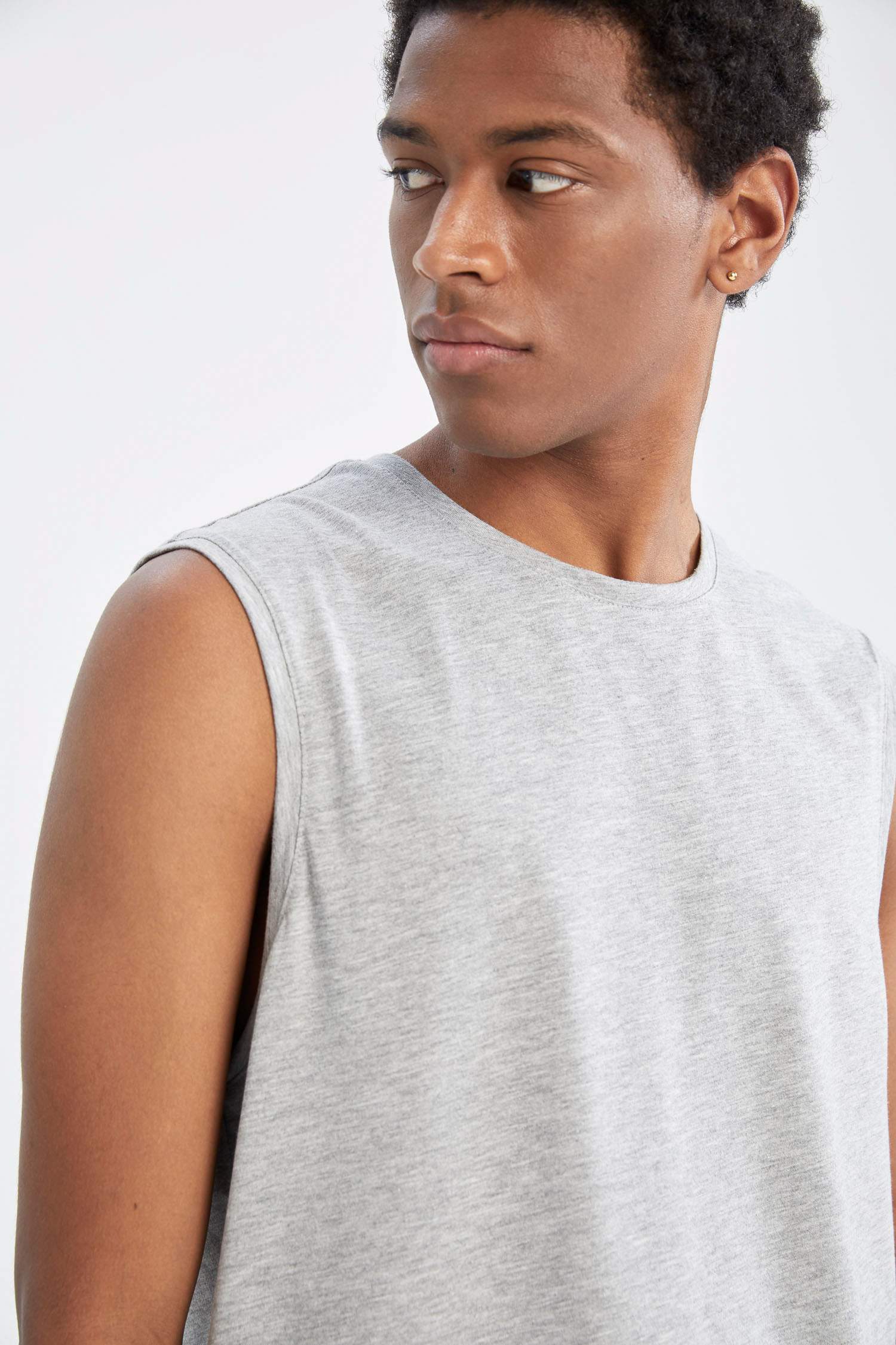 Grey sleeveless shop t shirt