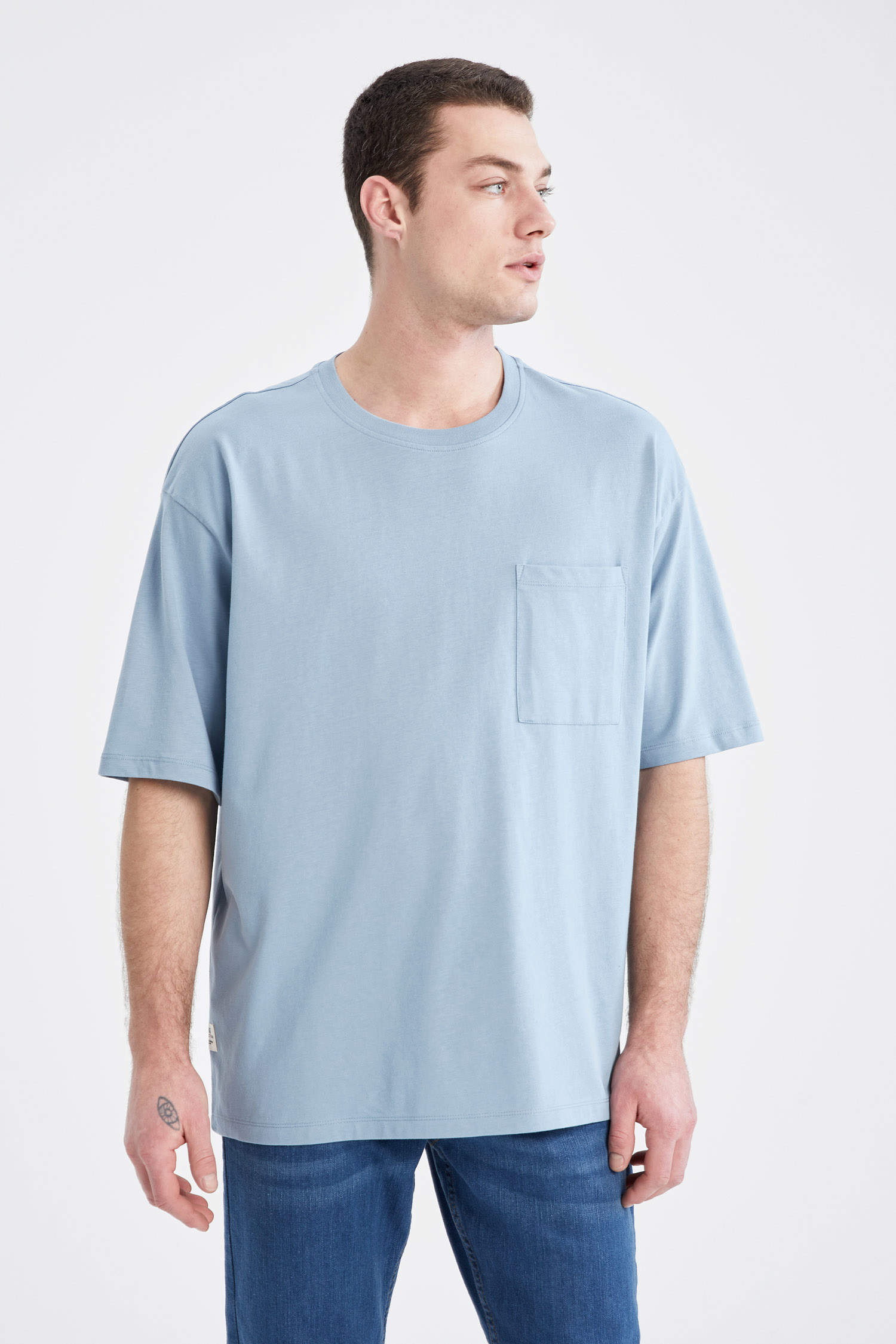 Blue MAN Oversized Fit Basic Short Sleeve Crew Neck T-Shirt 2048814 ...