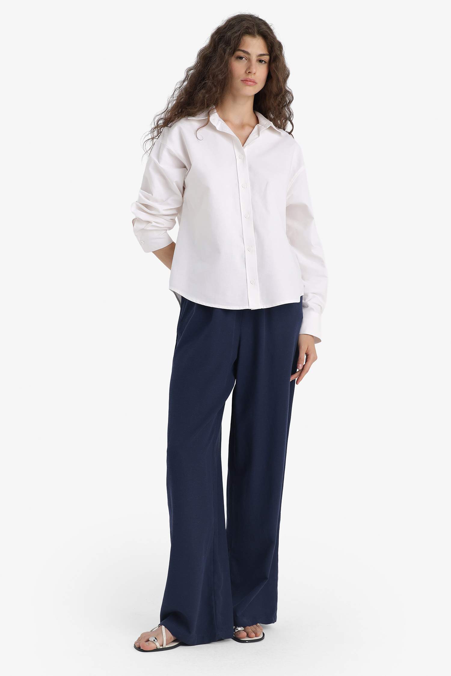 قميص كم طويل أوكسفورد اوفر سايز بياقة قميص