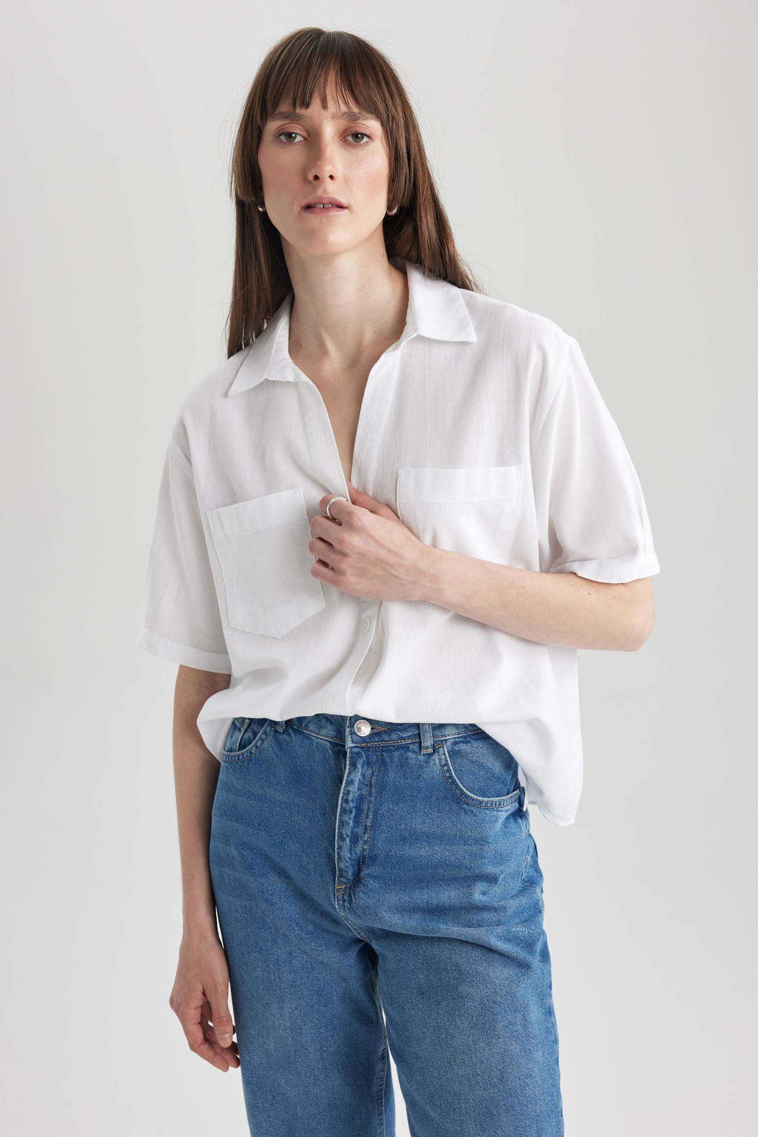 White WOMAN Short Sleeve Crop Shirt 2521390 | DeFacto