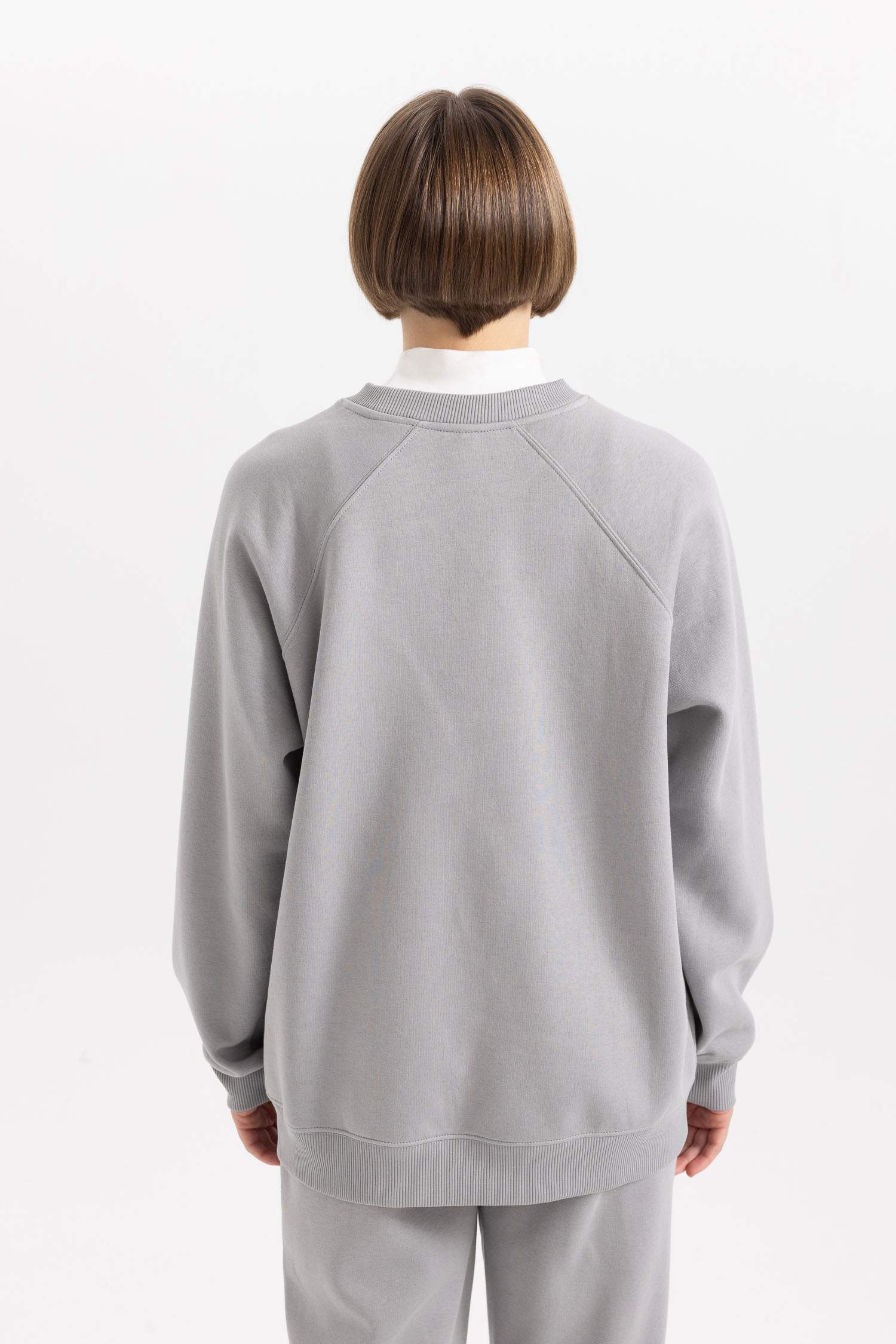 Світшот оверсайз з круглим вирізом Базовий з товстої тканини для жінок