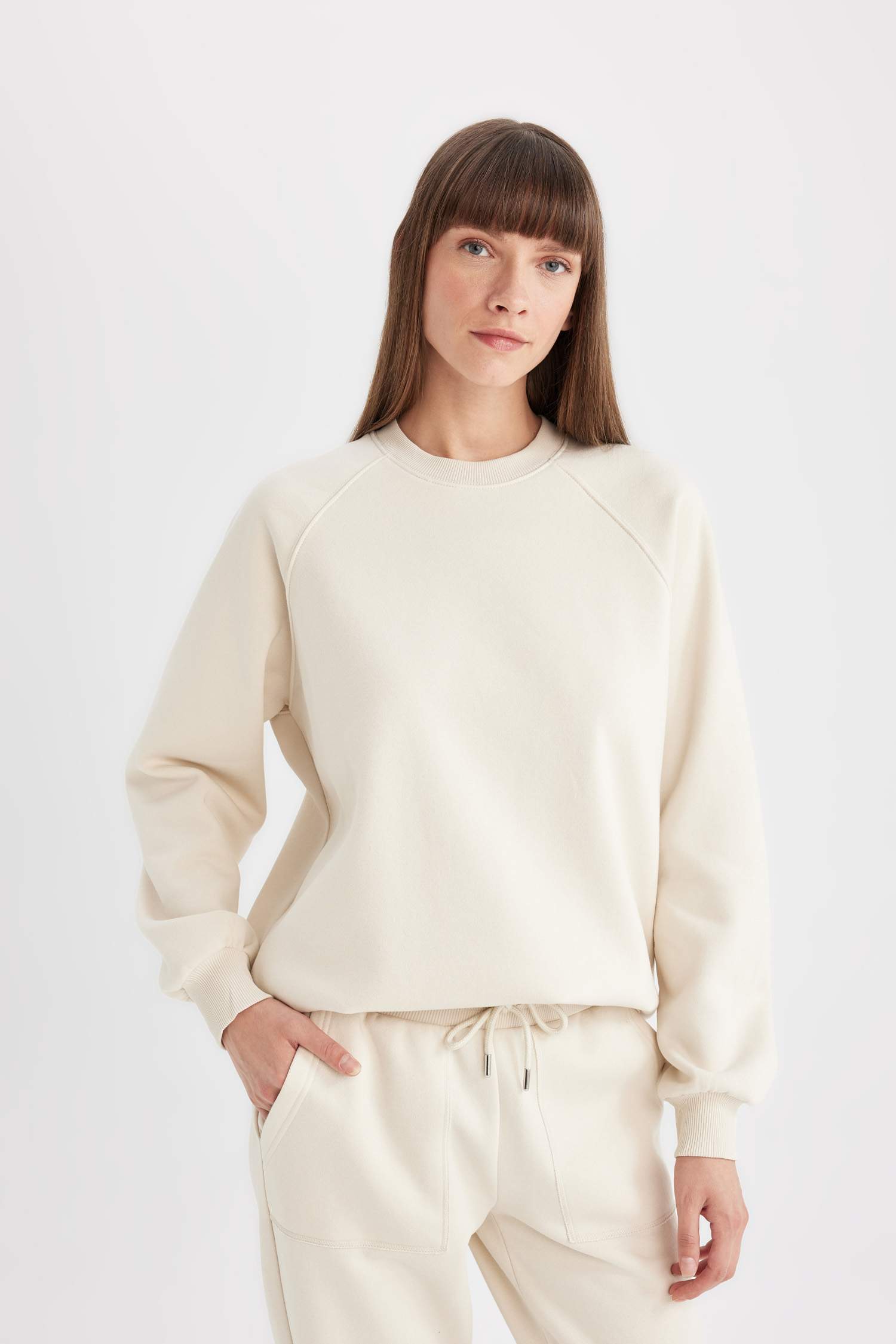 Oversize Geniş Kalıp Bisiklet Yaka Kalın Basic Düz Sweatshirt