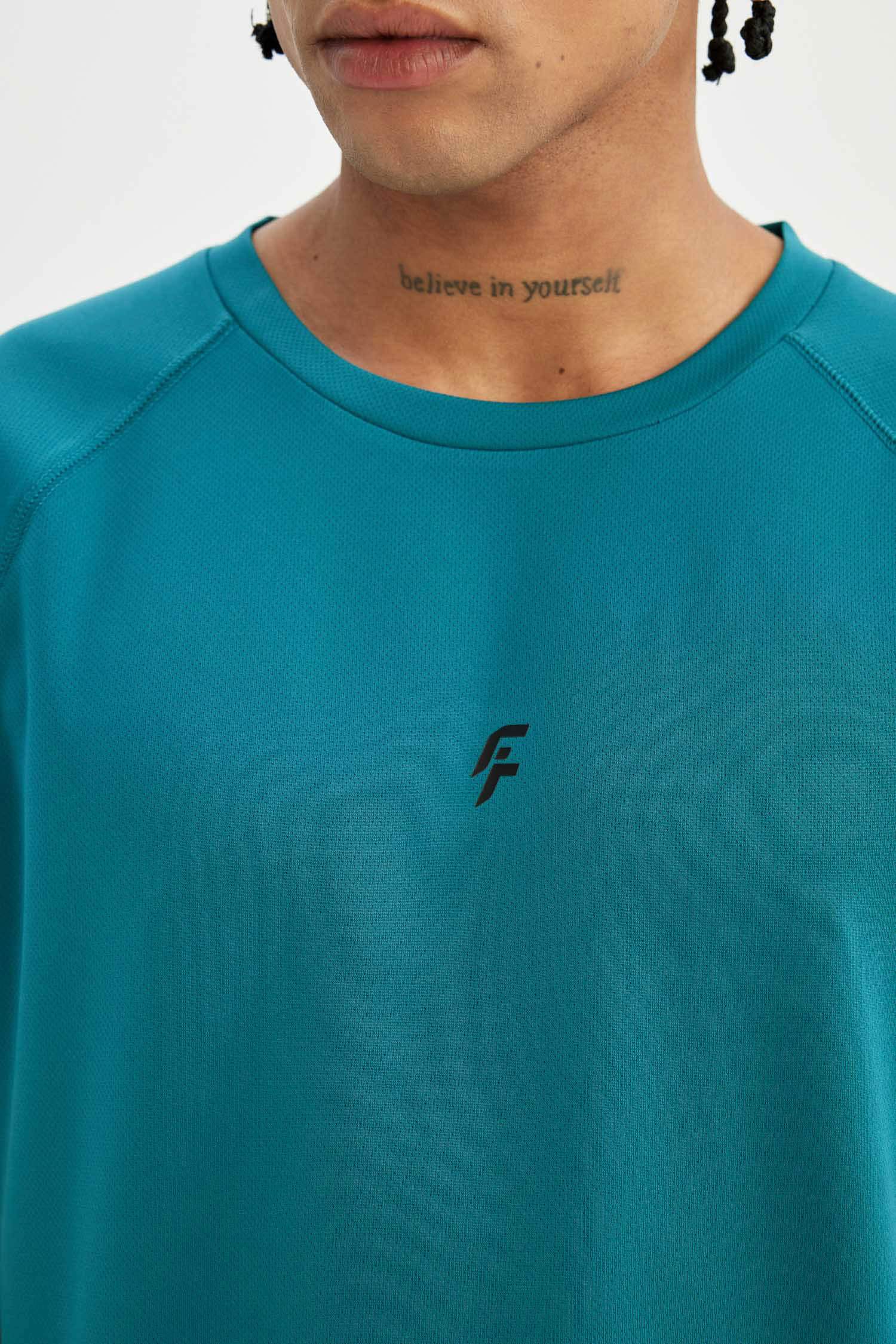 تي شيرت رياضي سليم فيت مطبوع من DeFactoFit