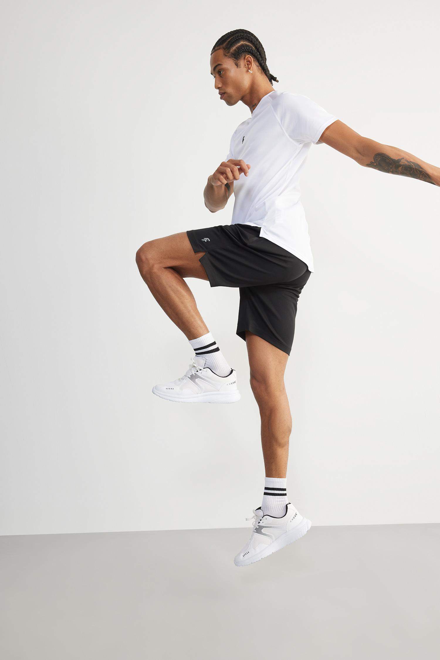 DeFactoFit Hızlı Kuruyan Slim Fit Dar Kesim Sporcu Standart Paça Şort