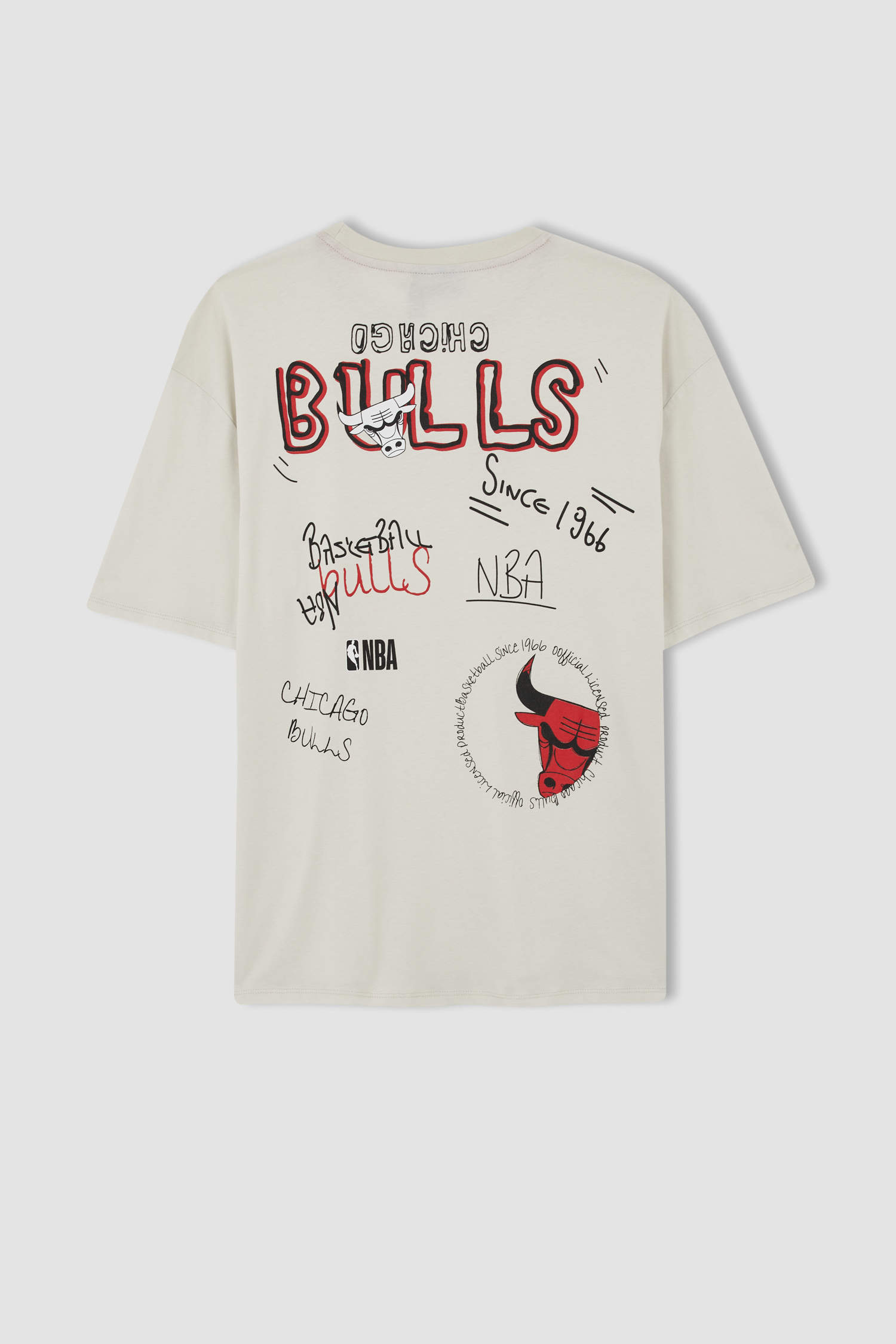 Defacto Fit NBA Chicago Bulls Oversize Fit Tişört. 9