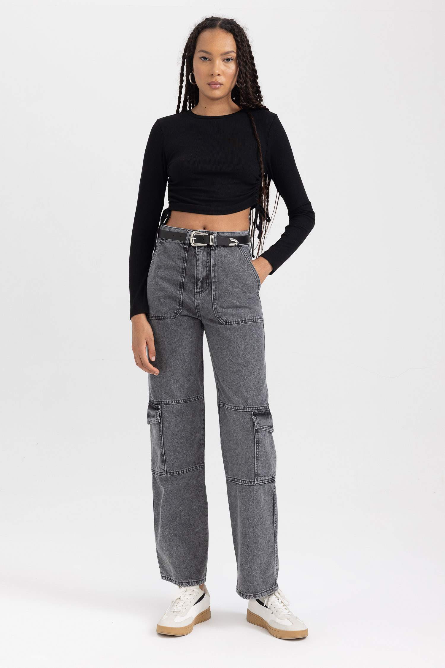 Fitted Crew Neck Long Sleeve T-Shirt