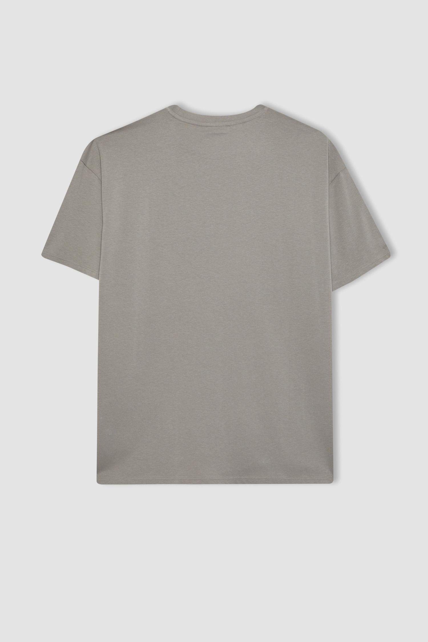 تي شيرت نص كم اوفر سايز بياقة مستديرة