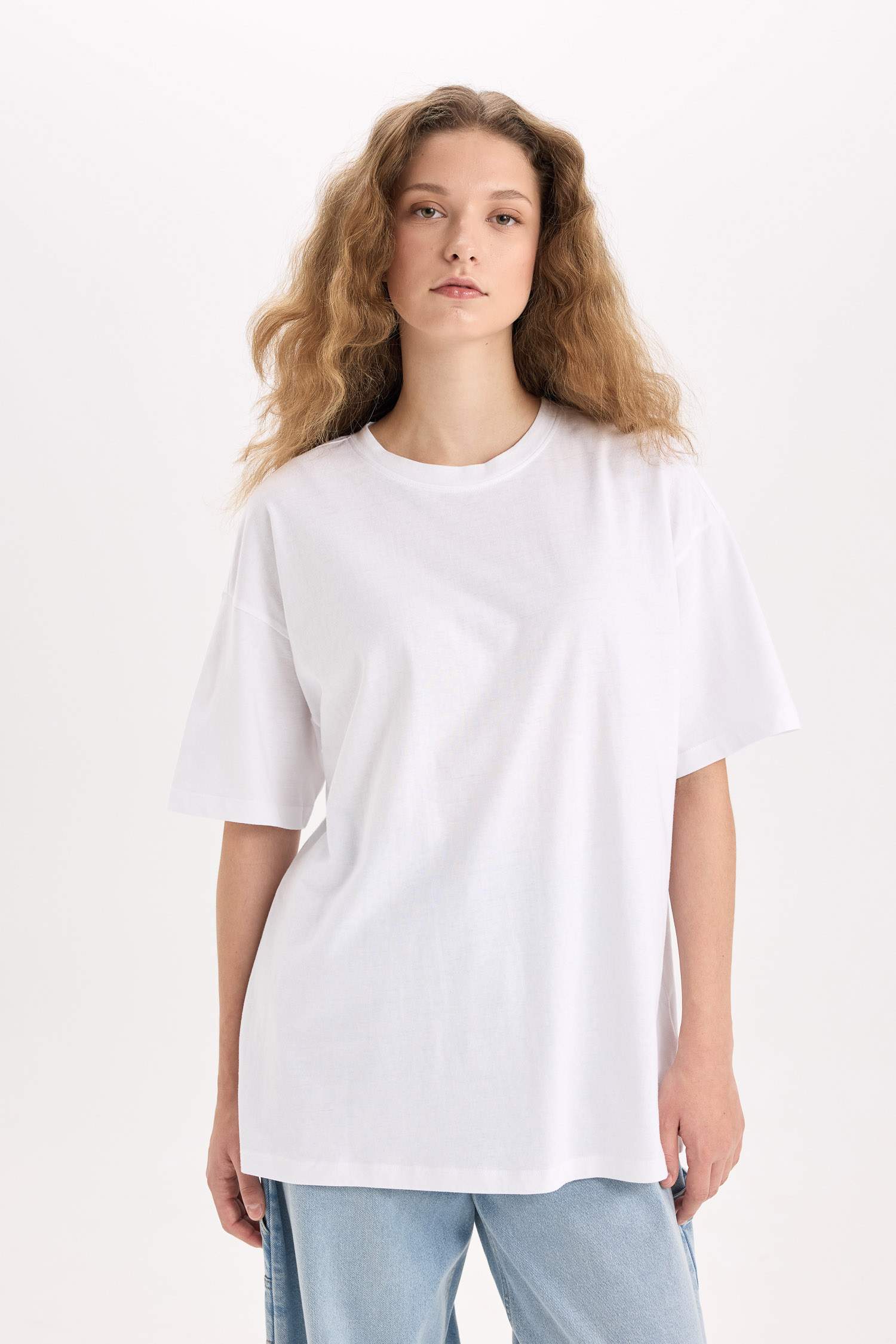 Oversize Fit Crew Neck Short Sleeve T-Shirt