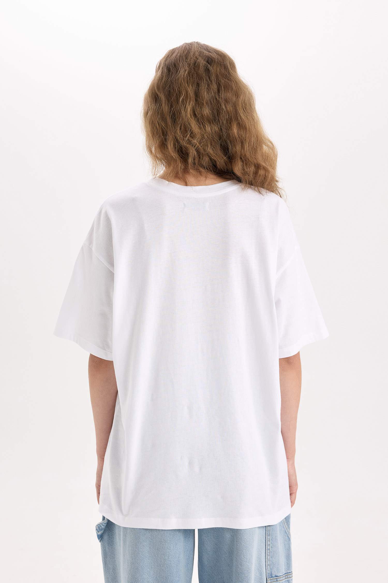 Oversize Fit Crew Neck Short Sleeve T-Shirt