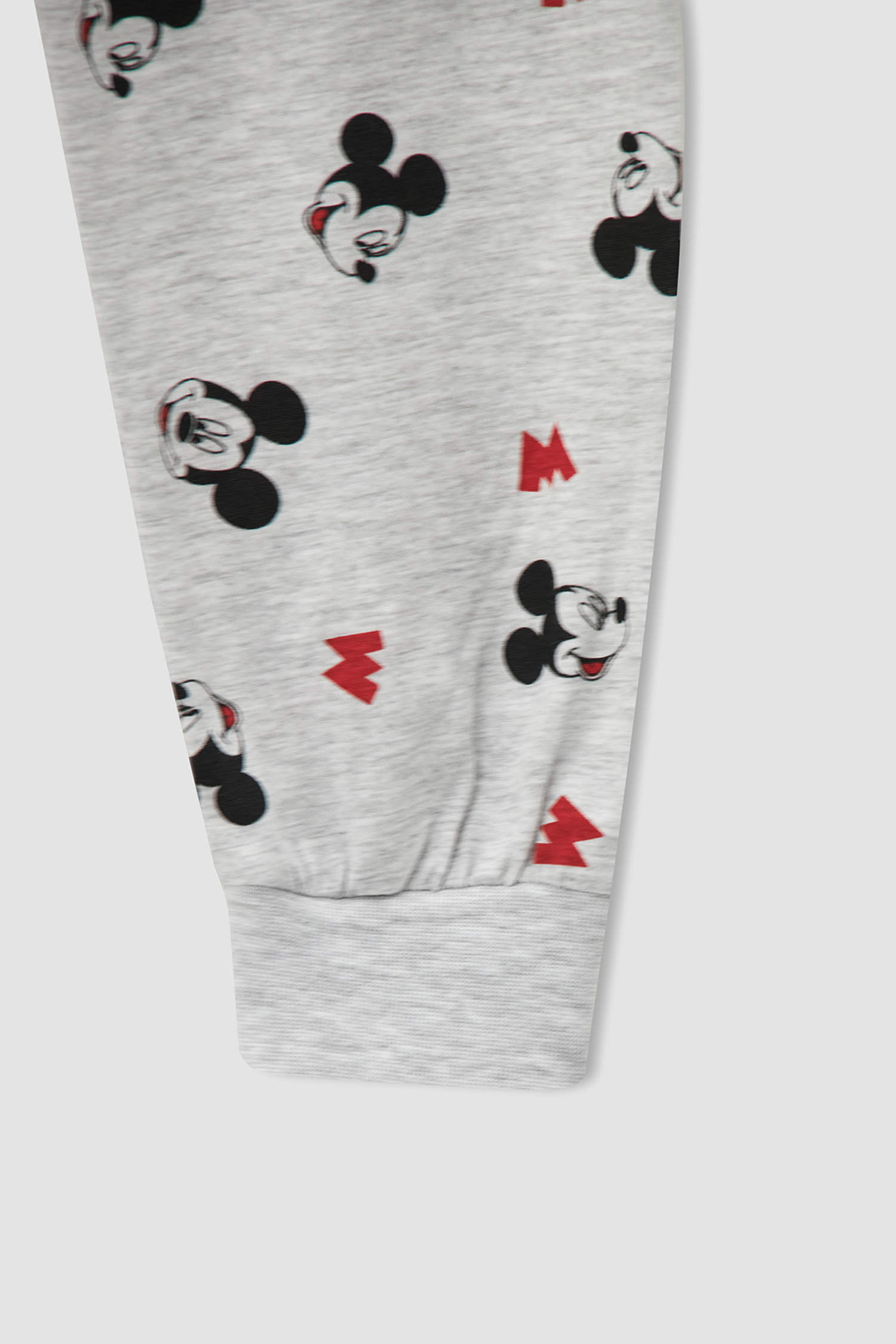 Defacto Erkek Çocuk Mickey Mouse Lisanslı Uzun Kollu Pijama Takımı. 6