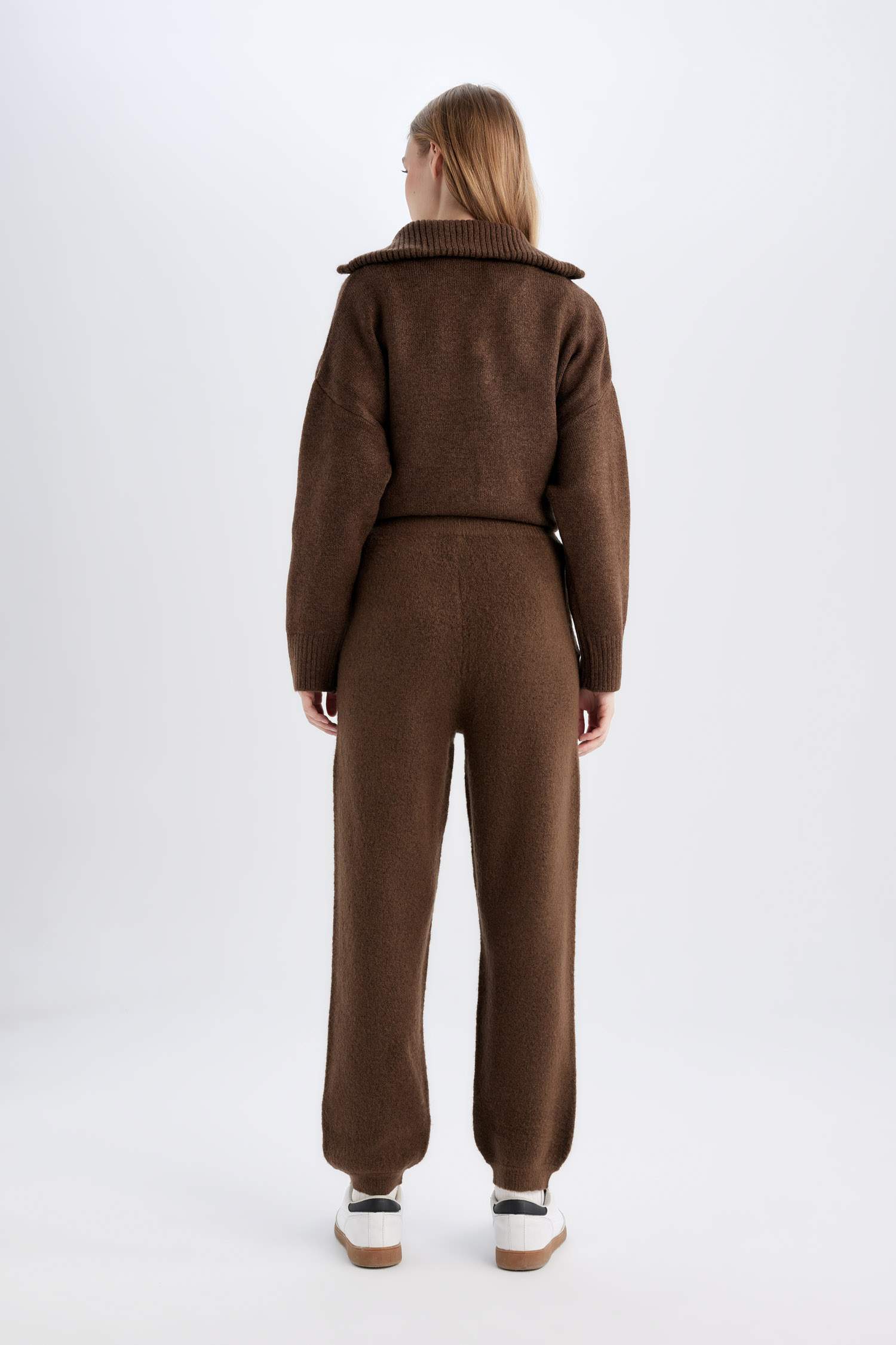 Jogger Pantolon Triko Kumaş Cepli Beli Paçası Lastikli