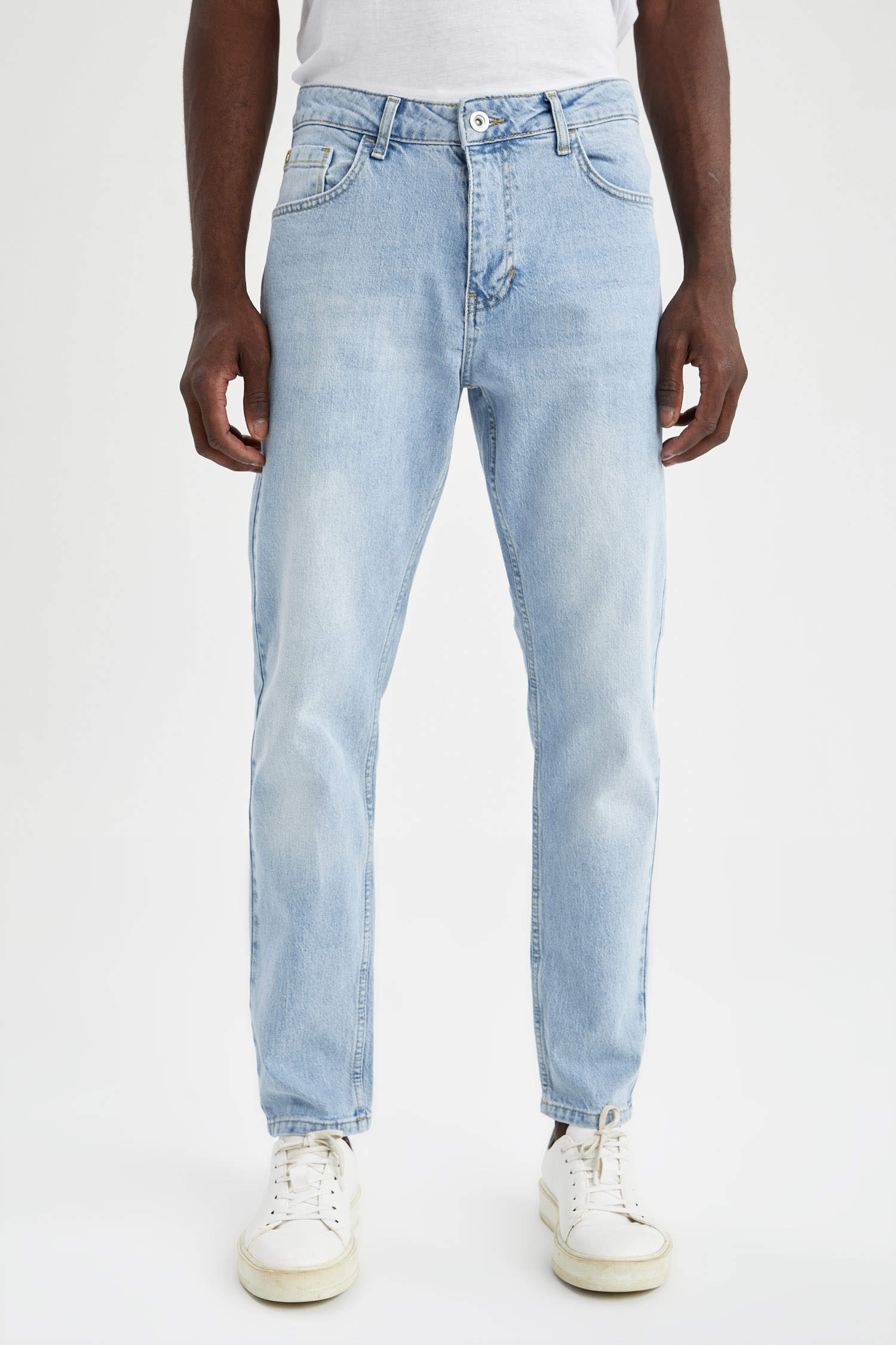 Blue MAN Regular Tapered Fit Jean Trousers 2315982 | DeFacto