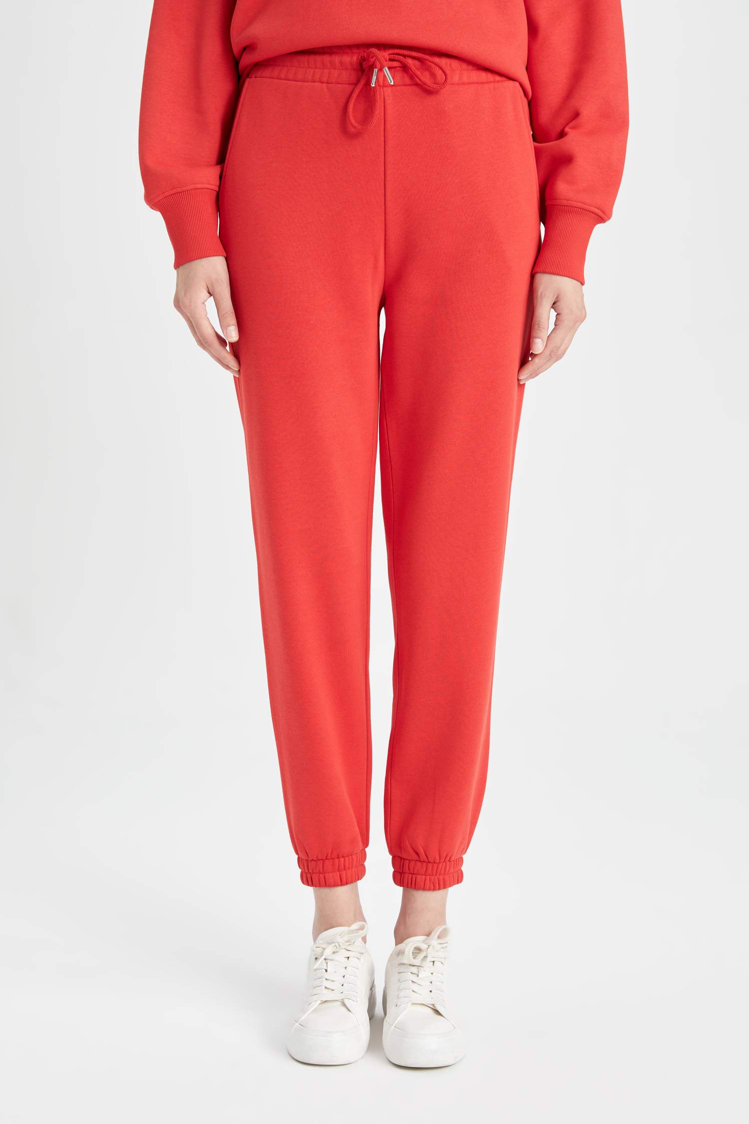 Штаны джоггеры с высокой талией из плотной ткани