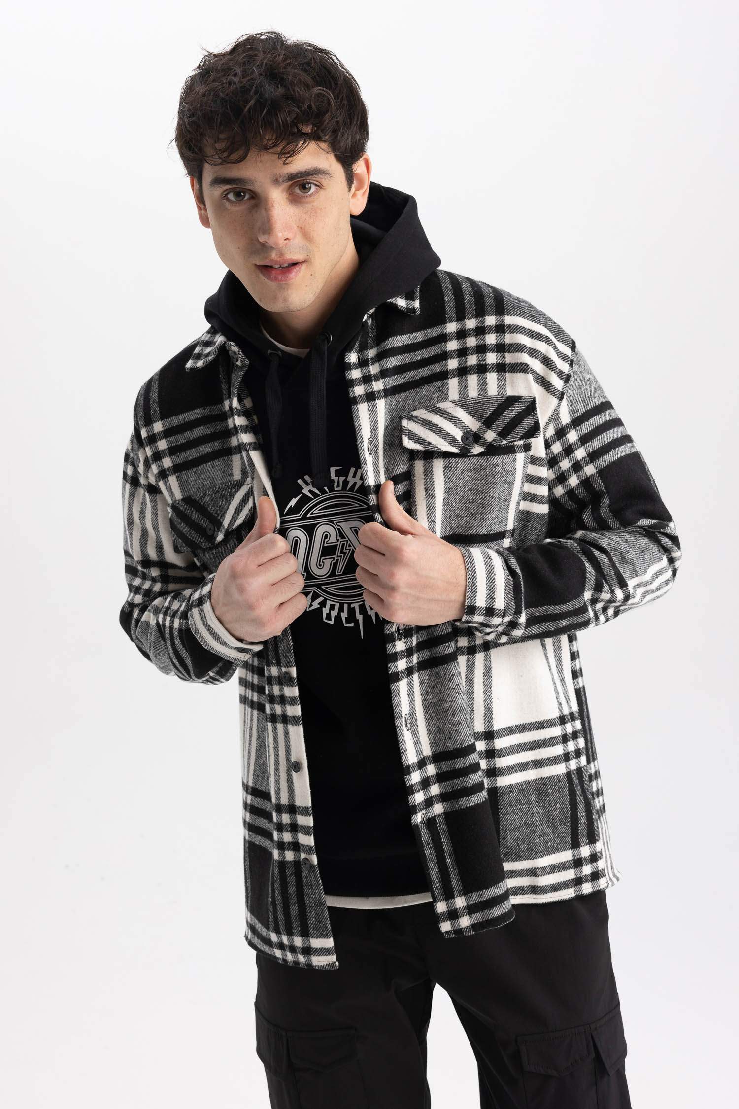 قميص كاروهات كم طويل قصة مريحة