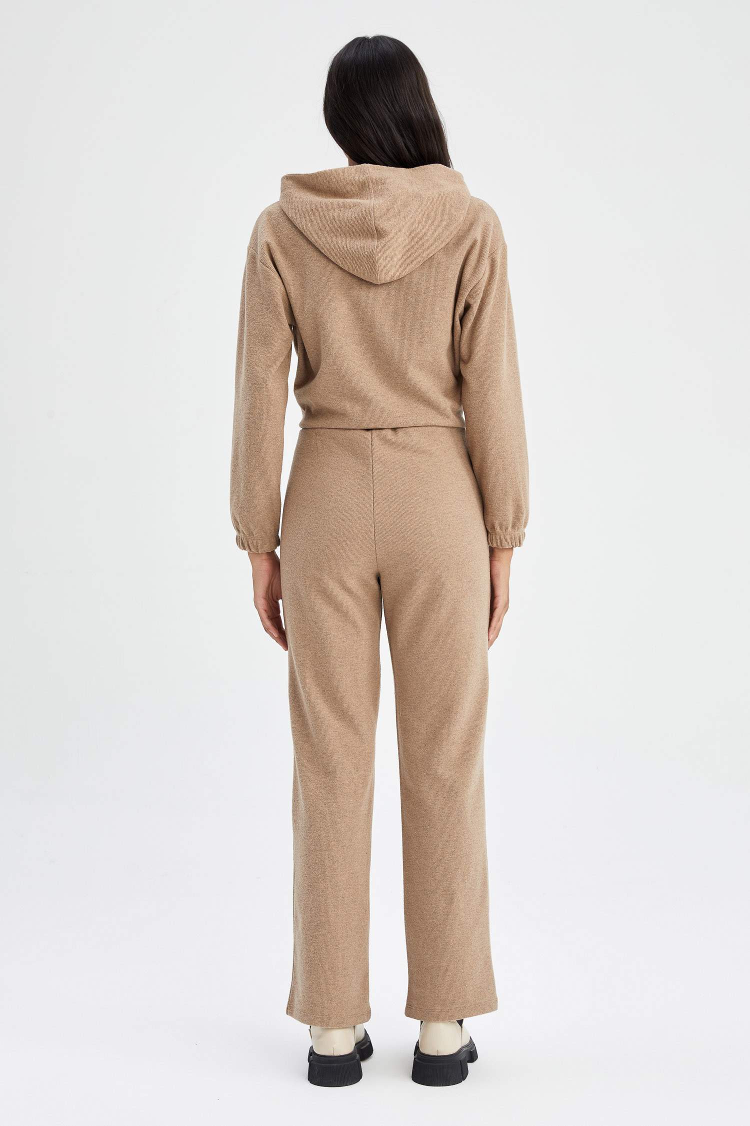 кең аяқ Шалбар