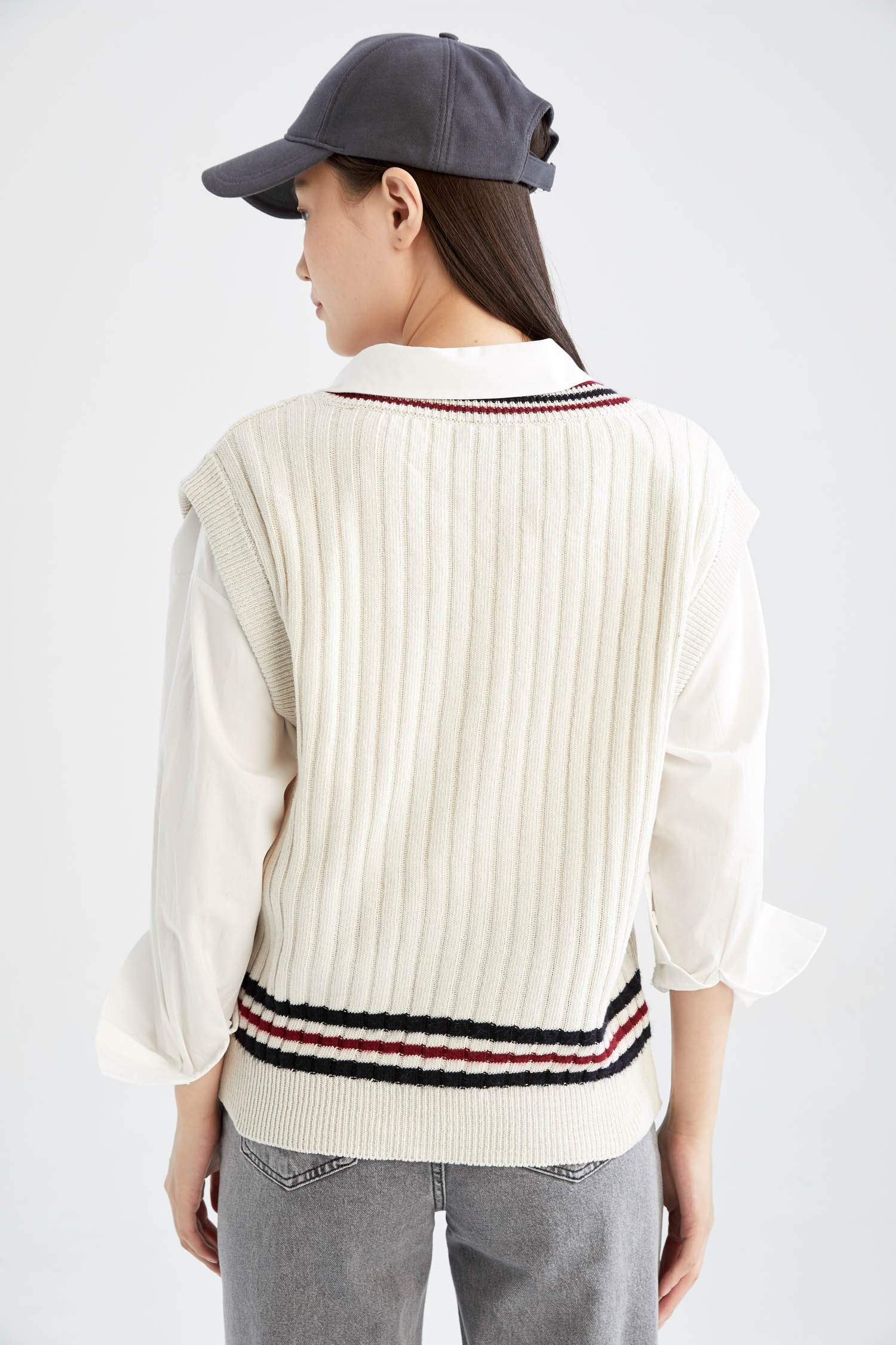 يلك اوفر سايز بياقة V