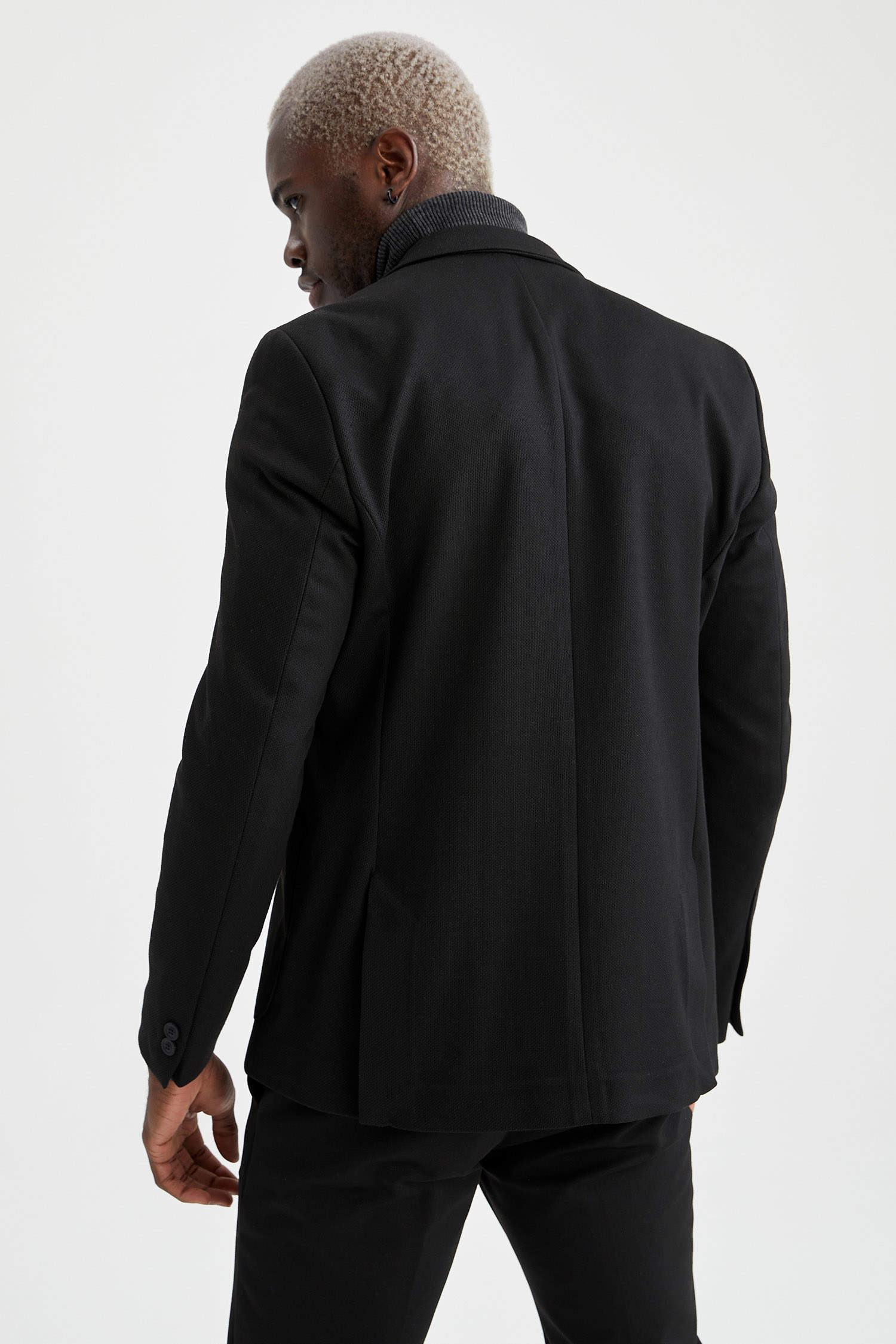 Black MAN Regular Fit Basic Blazer Jacket 2080400 | DeFacto