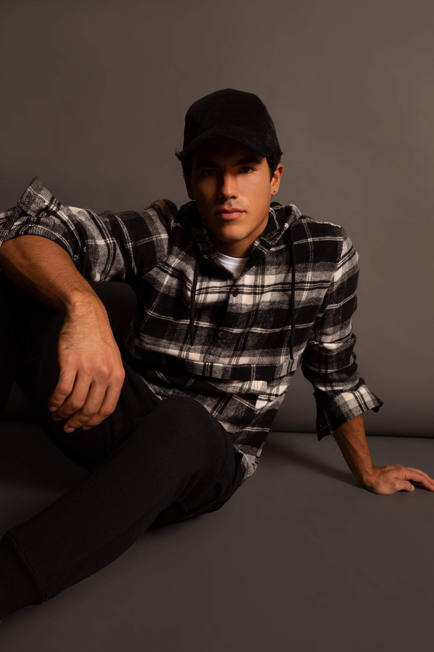 Chemise Homme À Carreaux Coupe Regular À Capuche