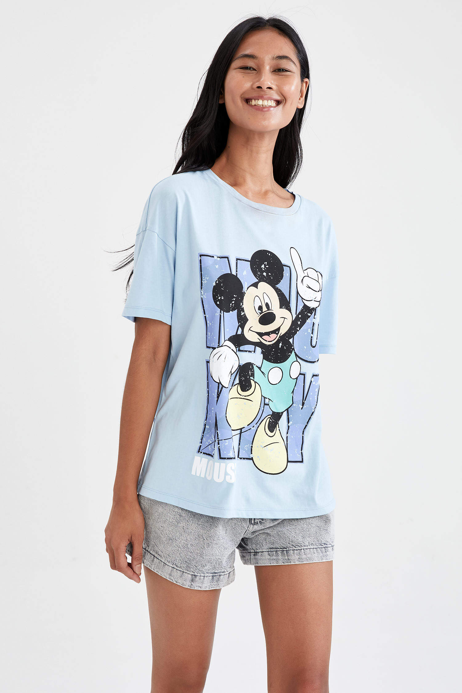 Defacto Coool Mickey Mouse Lisanslı Oversize Fit Kısa Kollu Tişört. 3