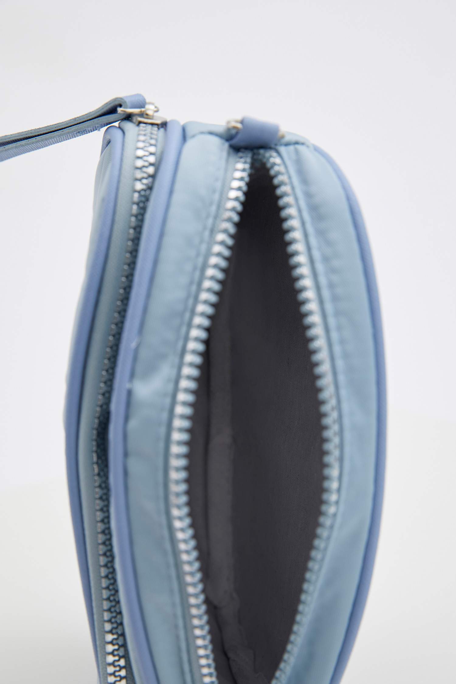 Kadın Çapraz Kol Çantası