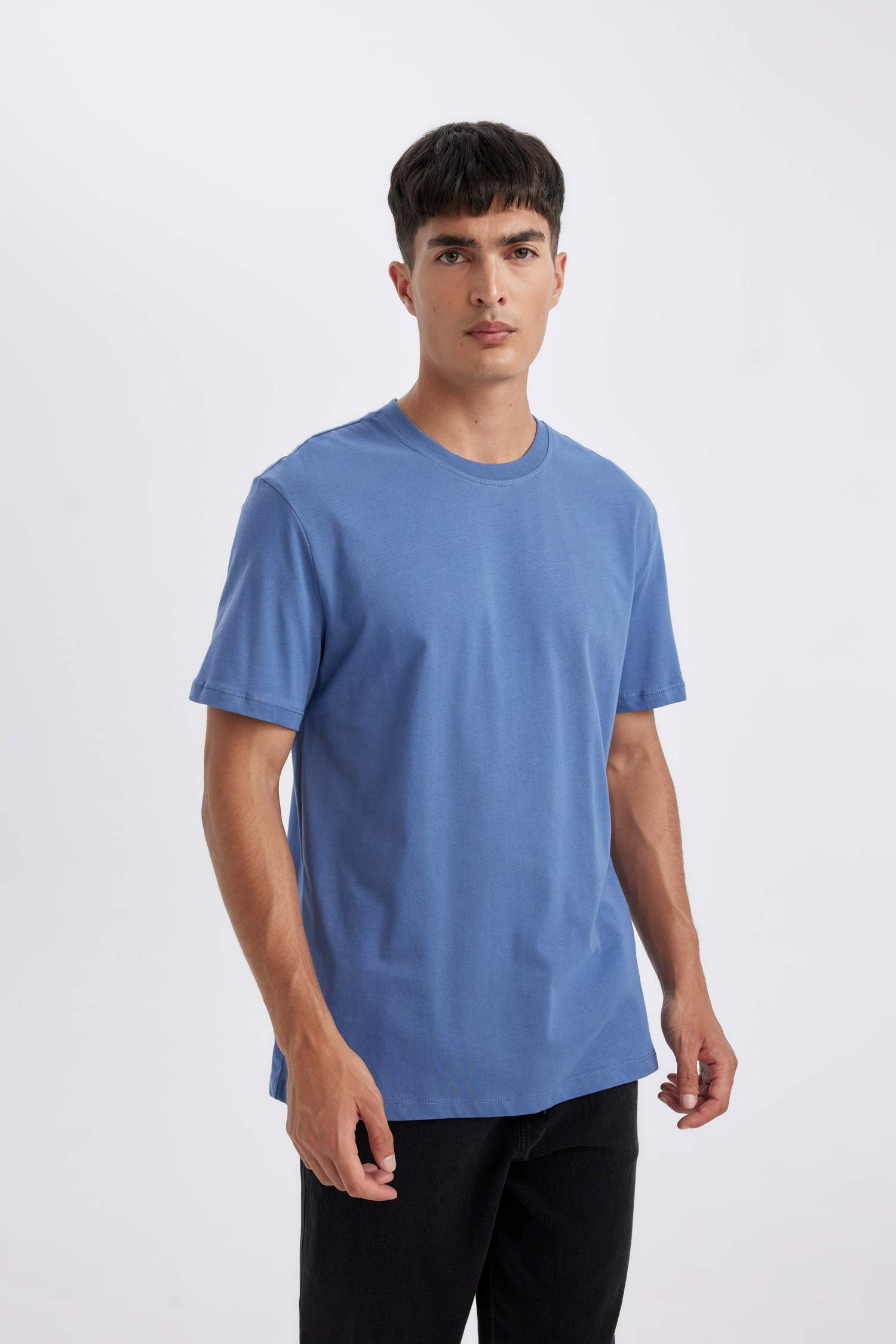 New Regular Fit Crew Neck Basic Short Sleeve T-Shirt