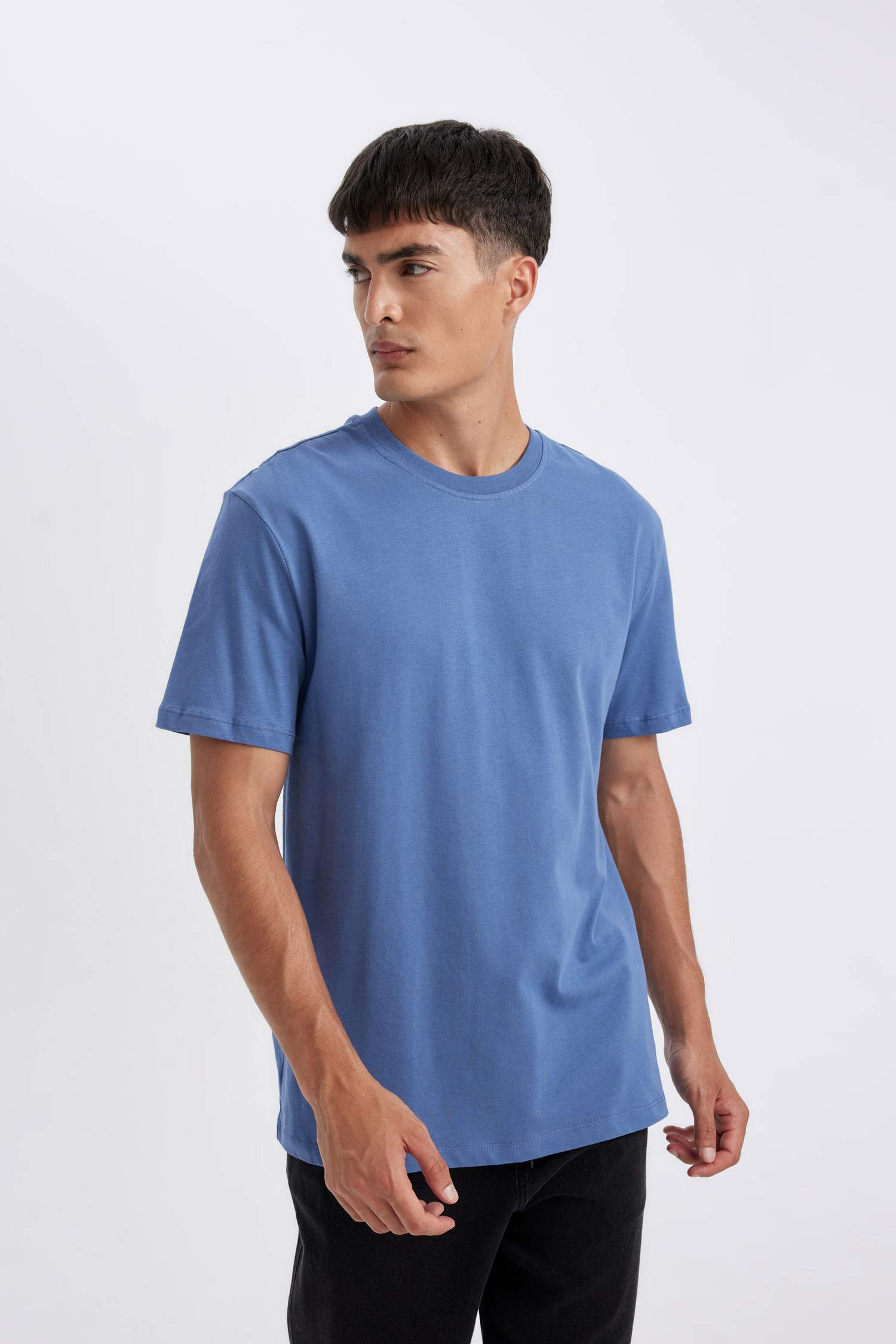 New Regular Fit Crew Neck Basic Short Sleeve T-Shirt