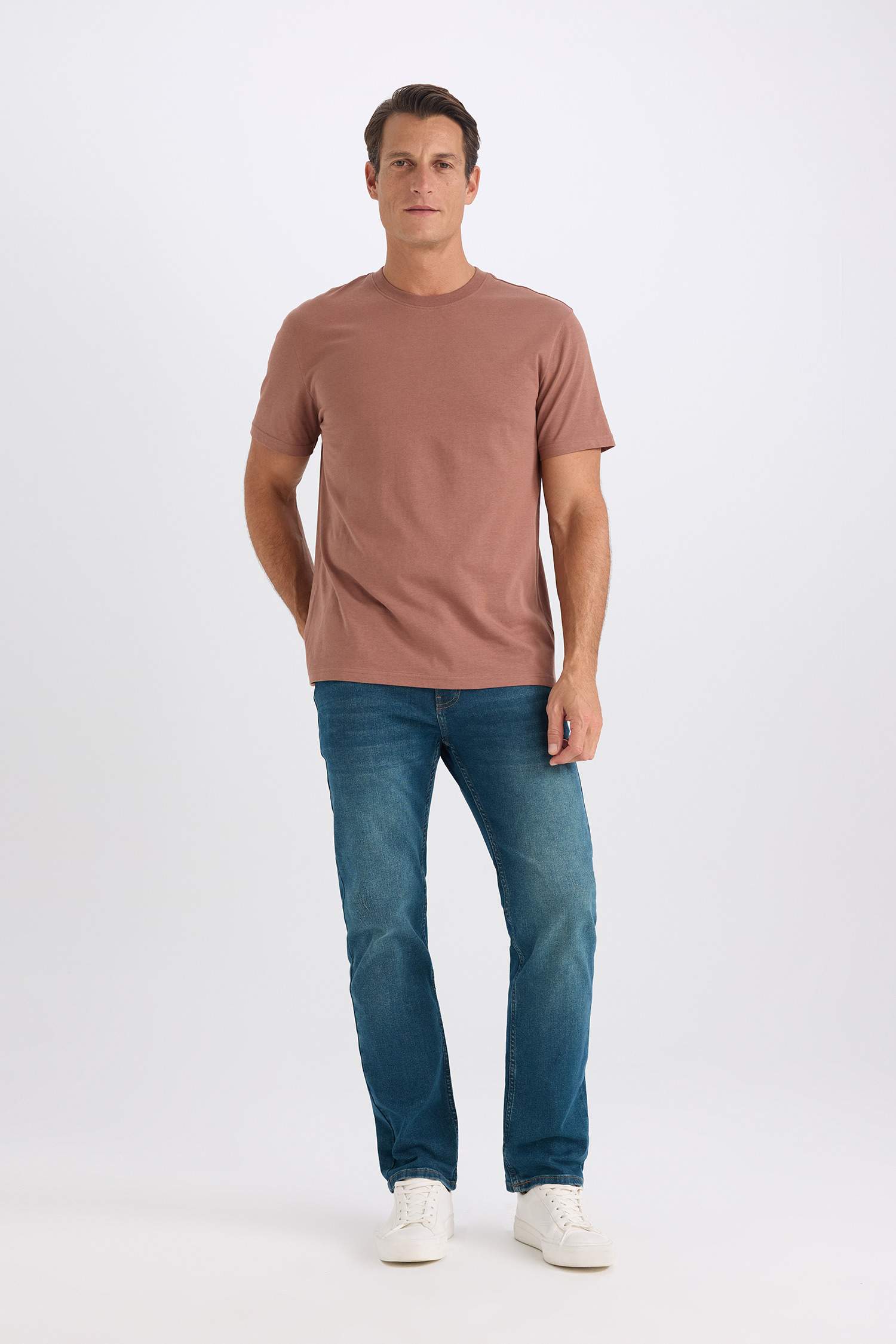 %100 Pamuk New Regular Fit Bisiklet Yaka Basic Düz Kısa Kollu Tişört