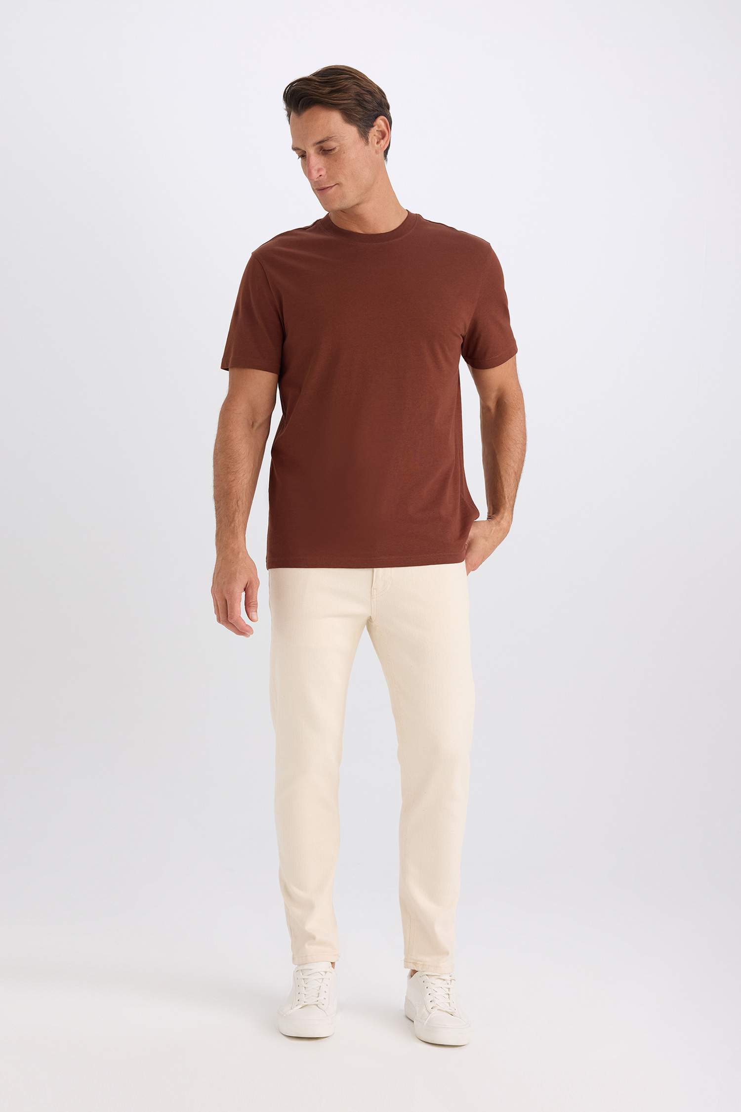 تيشيرت نص ردن سادة قصة عادية بياخة مستديرة