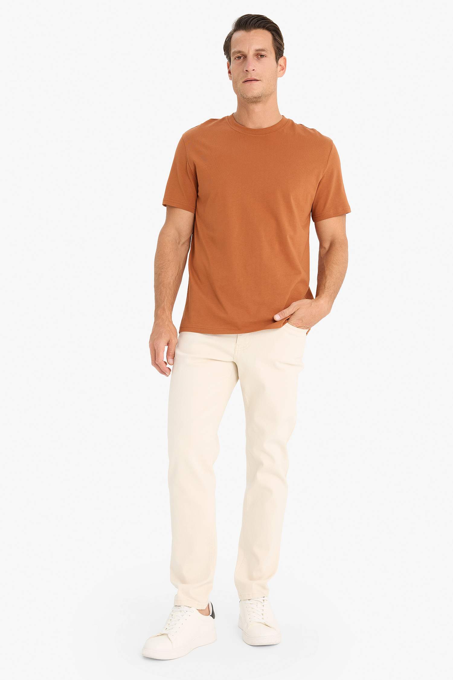 %100 Pamuk New Regular Fit Bisiklet Yaka Basic Düz Kısa Kollu Tişört