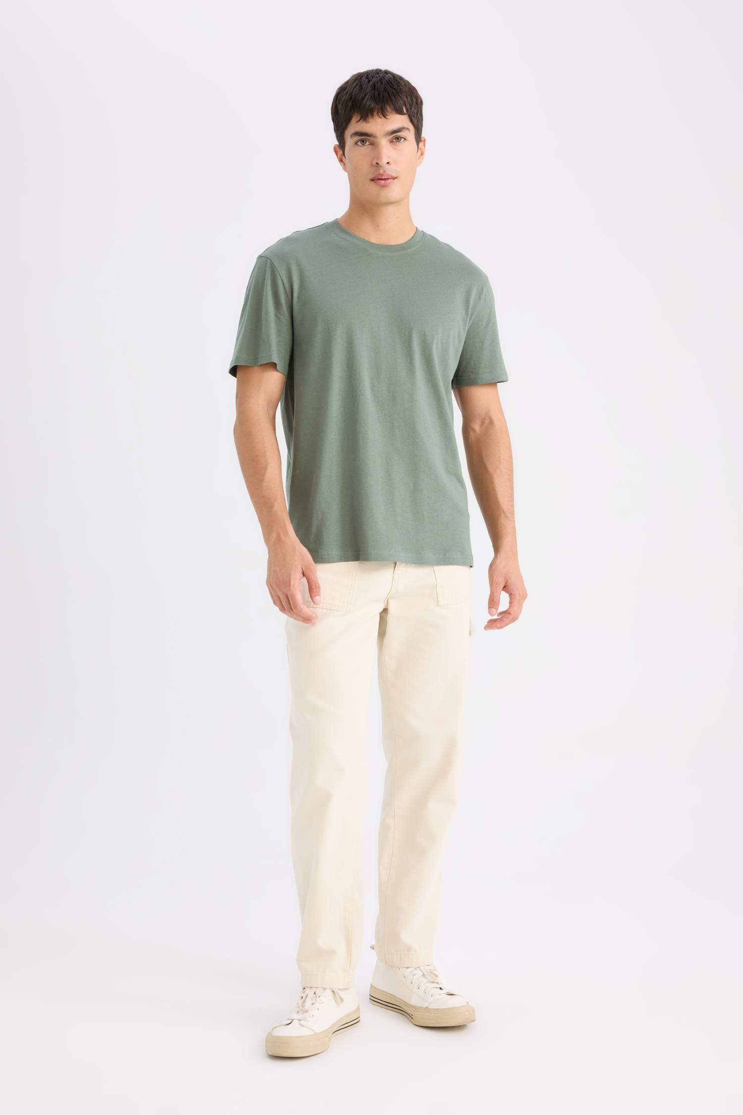 %100 Pamuk New Regular Fit Bisiklet Yaka Basic Düz Kısa Kollu Tişört