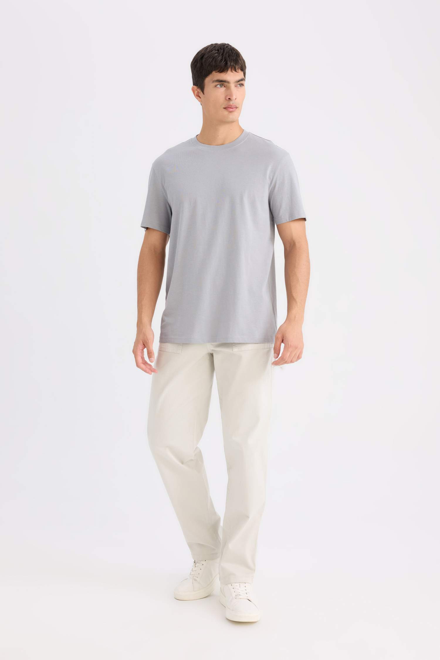 New Regular Fit Crew Neck Short Sleeve T-Shirt