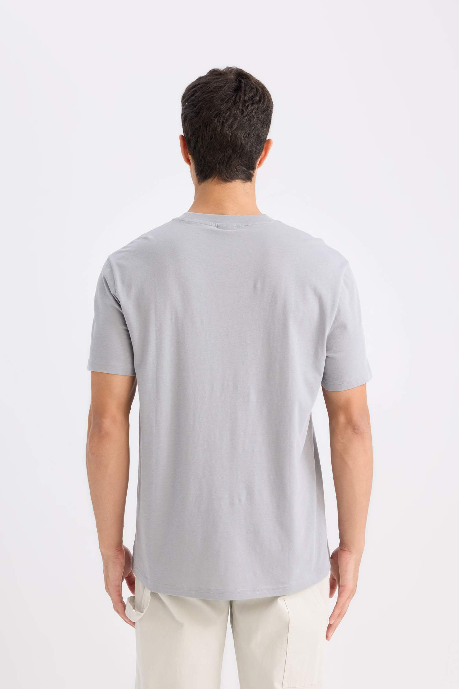 New Regular Fit Crew Neck Short Sleeve T-Shirt