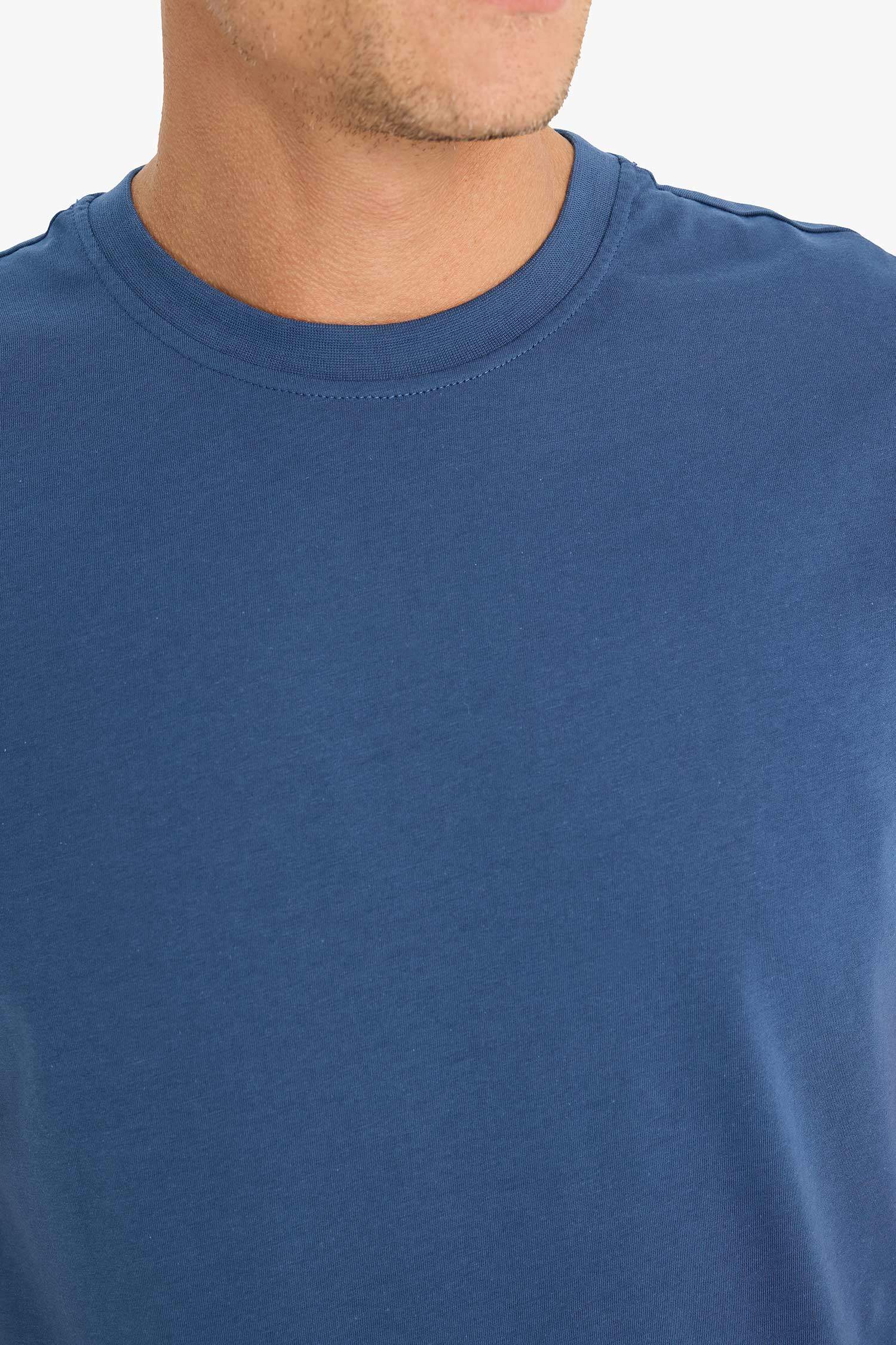 %100 Pamuk New Regular Fit Bisiklet Yaka Basic Düz Kısa Kollu Tişört