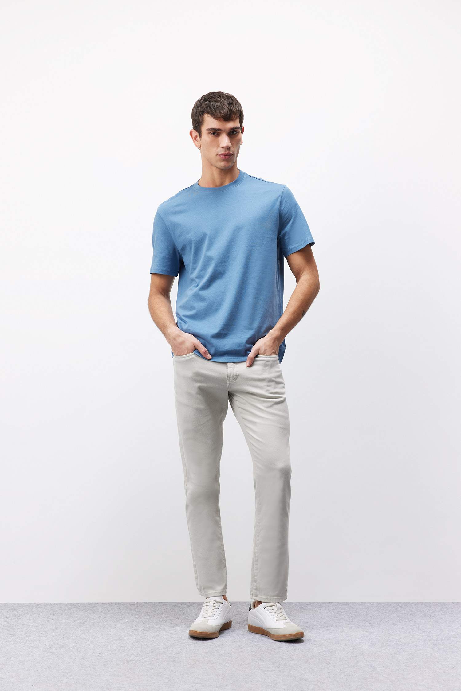 %100 Pamuk New Regular Fit Bisiklet Yaka Basic Düz Kısa Kollu Tişört