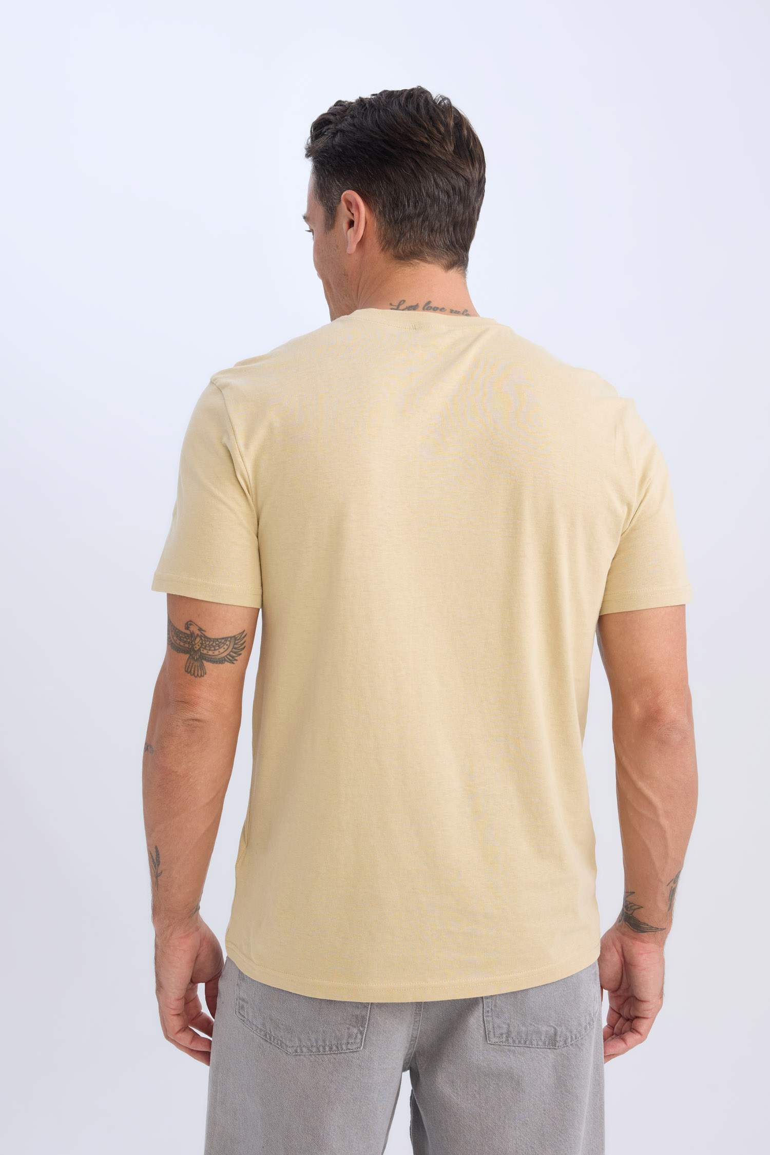 %100 Pamuk New Regular Fit Bisiklet Yaka Basic Düz Kısa Kollu Tişört