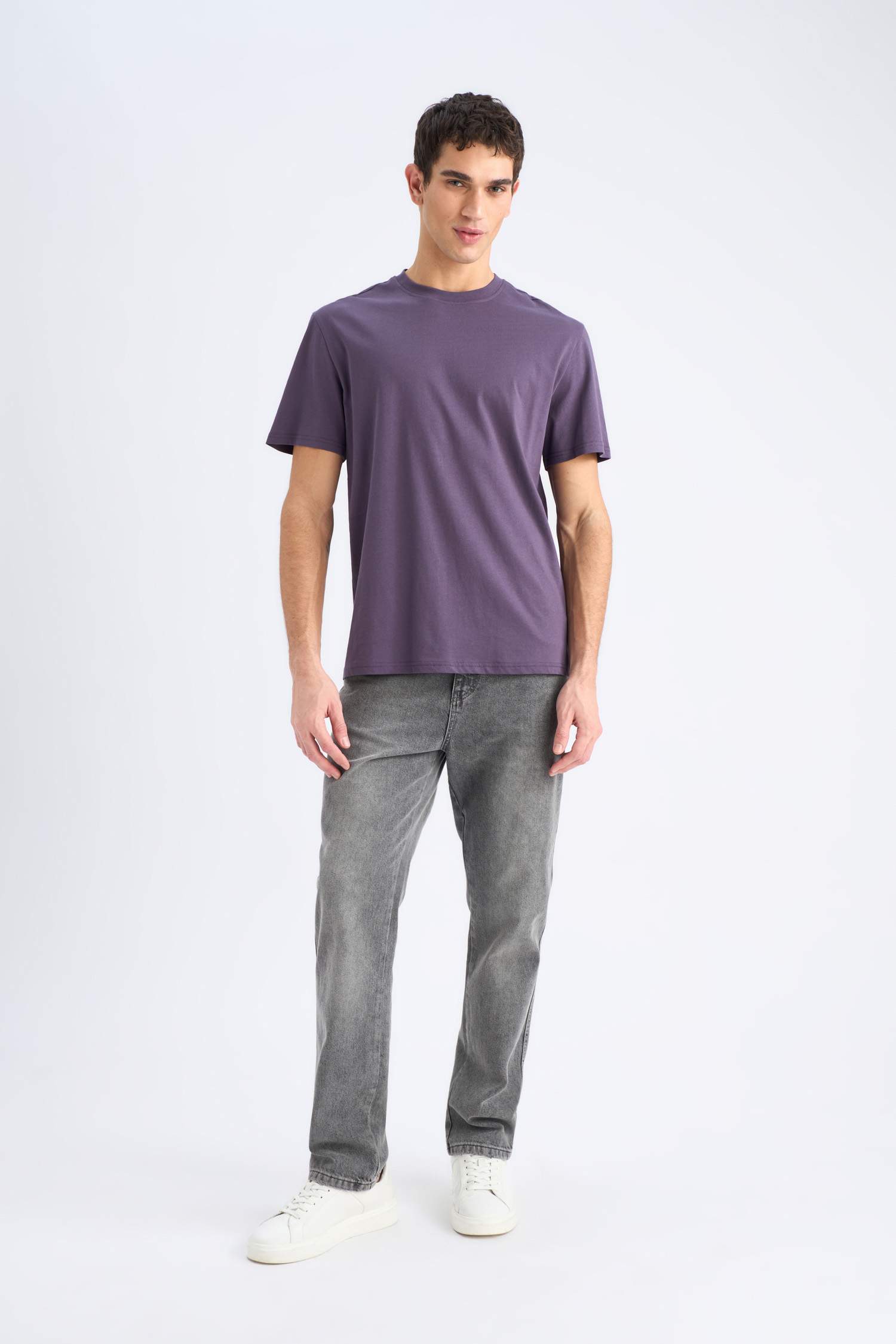 %100 Pamuk New Regular Fit Bisiklet Yaka Basic Düz Kısa Kollu Tişört