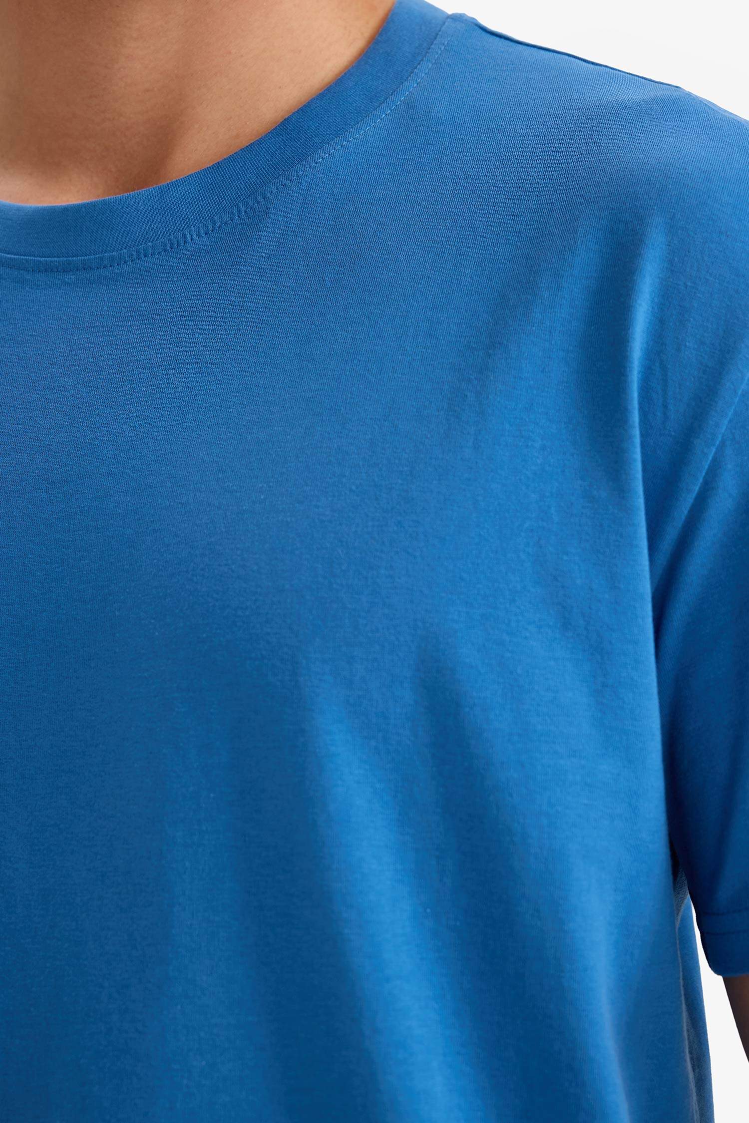 T-shirt à col rond et manches courtes Coupe régulière