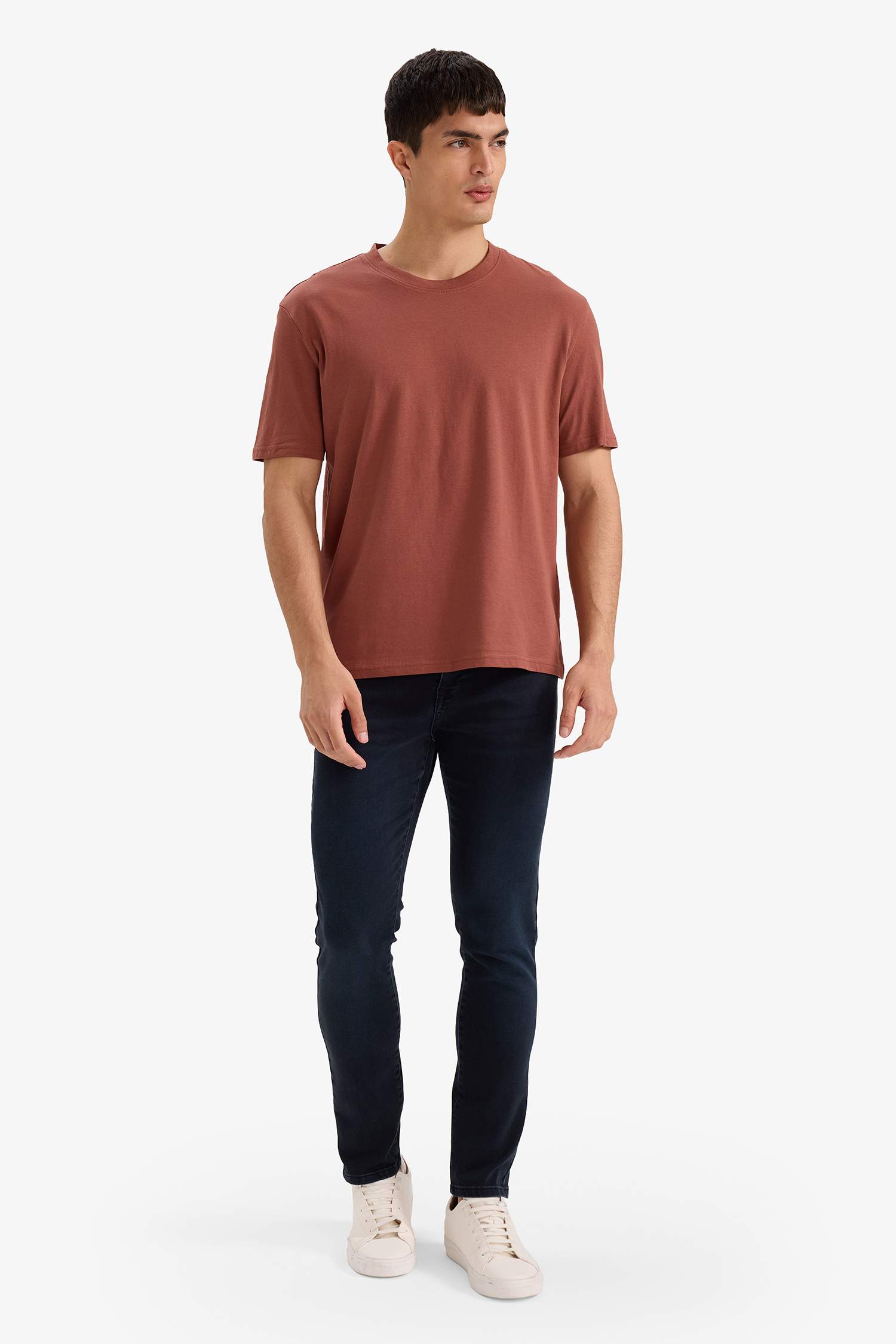 T-shirt à col rond et manches courtes Coupe régulière