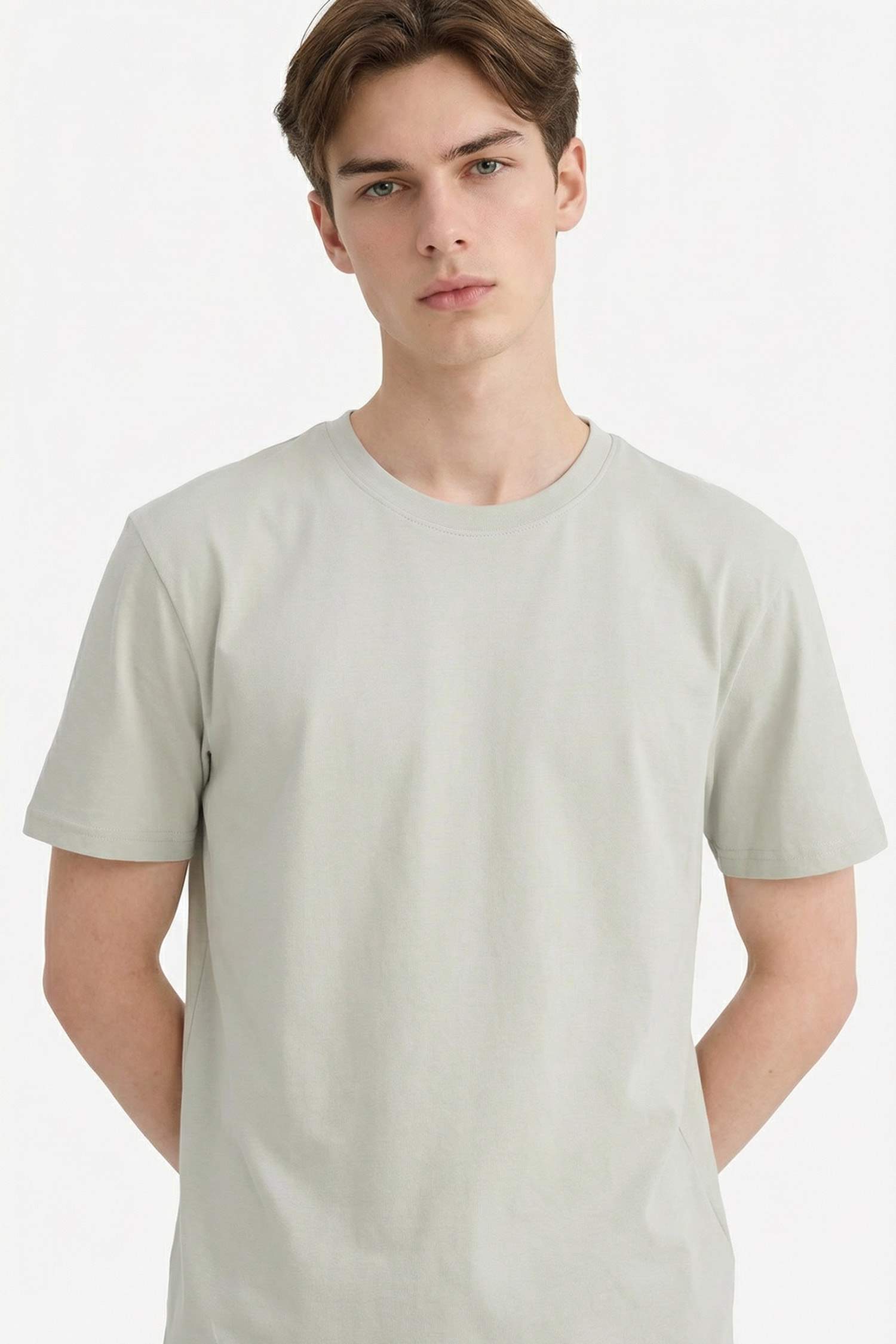 Базовая футболка из 100% хлопка