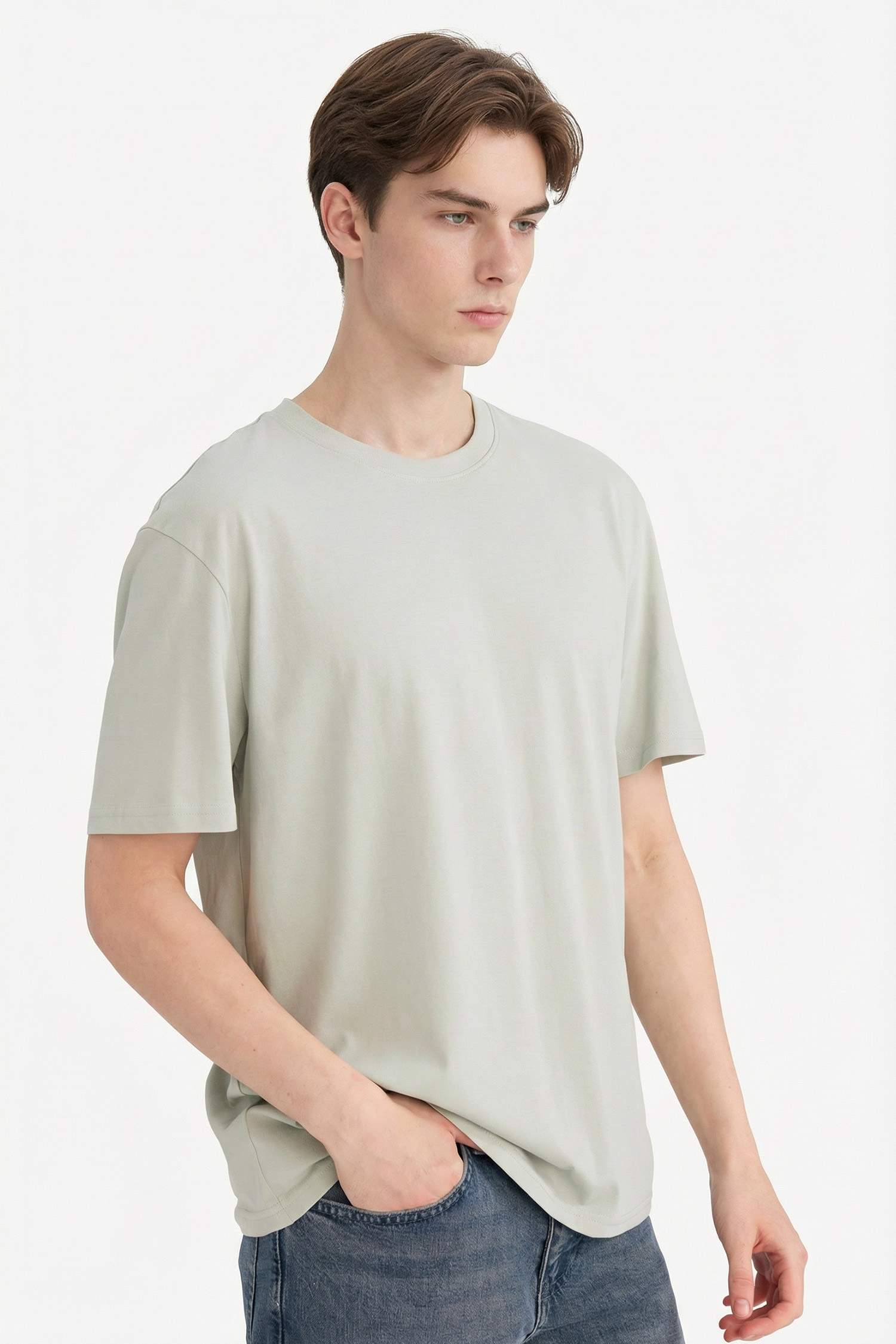 Базовая футболка из 100% хлопка