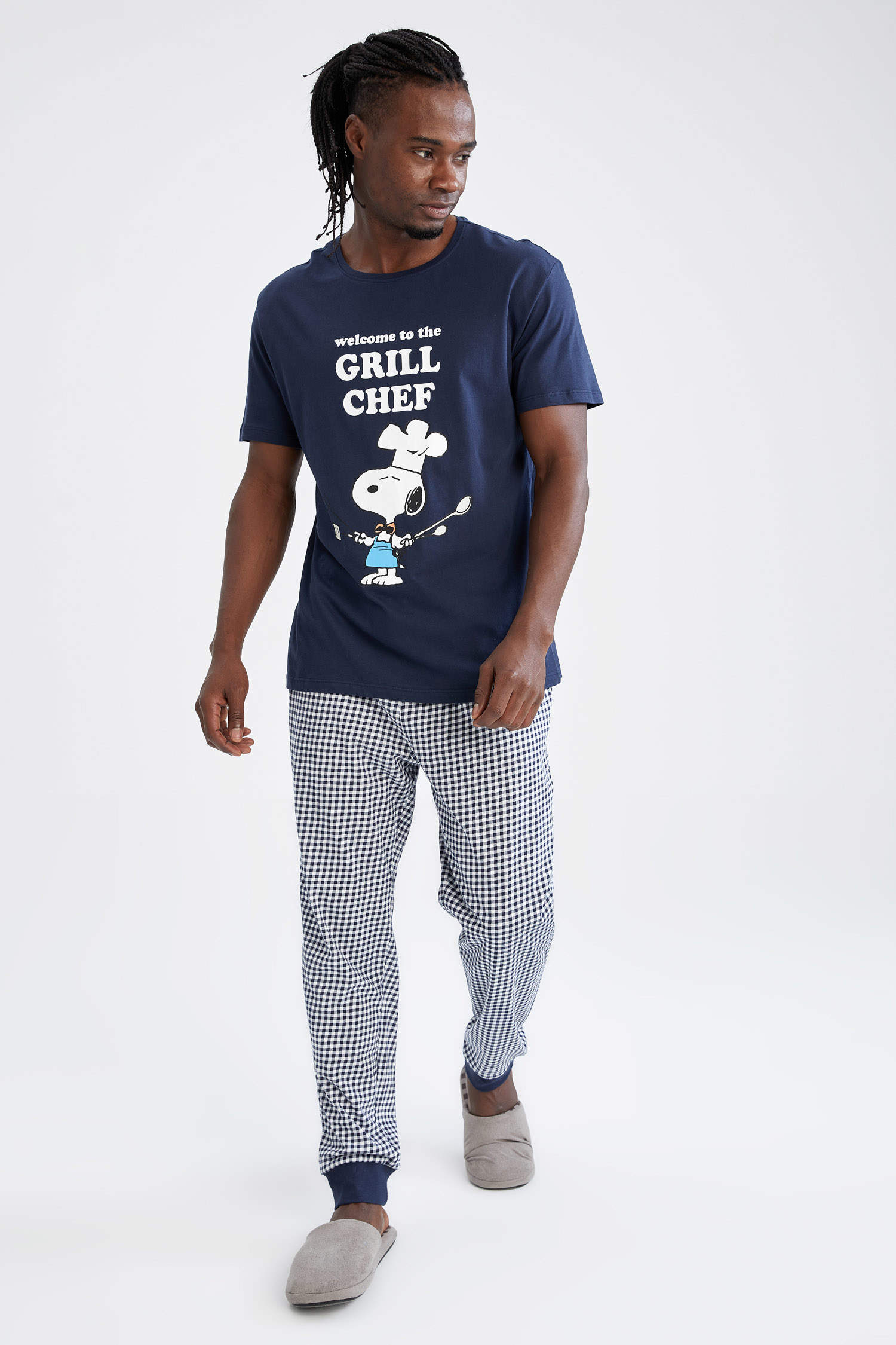 Defacto Aile Konsepti Snoopy Lisanslı Regular Fit Pijama Takımı. 1