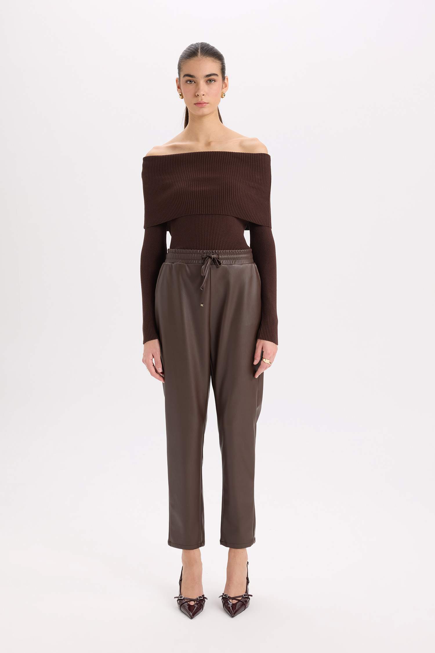 Jogger Fit Cepli Yüksek Bel Standart Paça Suni Deri Pantolon