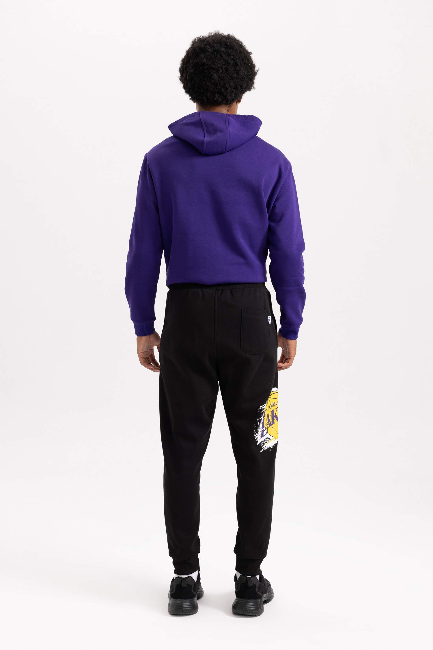 DeFactoFit NBA Los Angeles Lakers Jogger Eşofman Altı Regular Fit Cepli Beli Bağcıklı Lastikli Paça